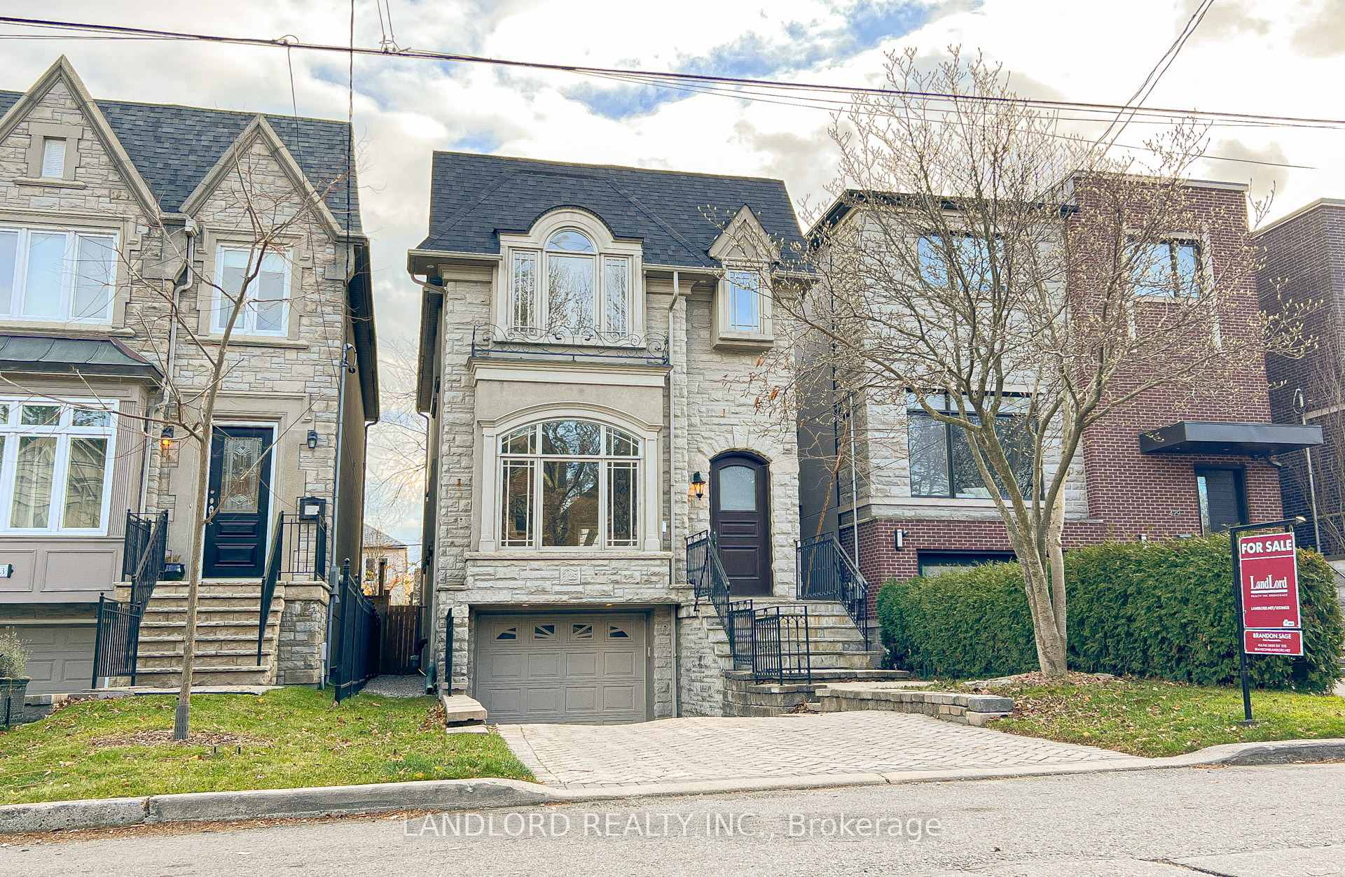Photo 1 of 425 Cranbrooke Avenue, Toronto, Bedford Park-Nortown — HOMEH