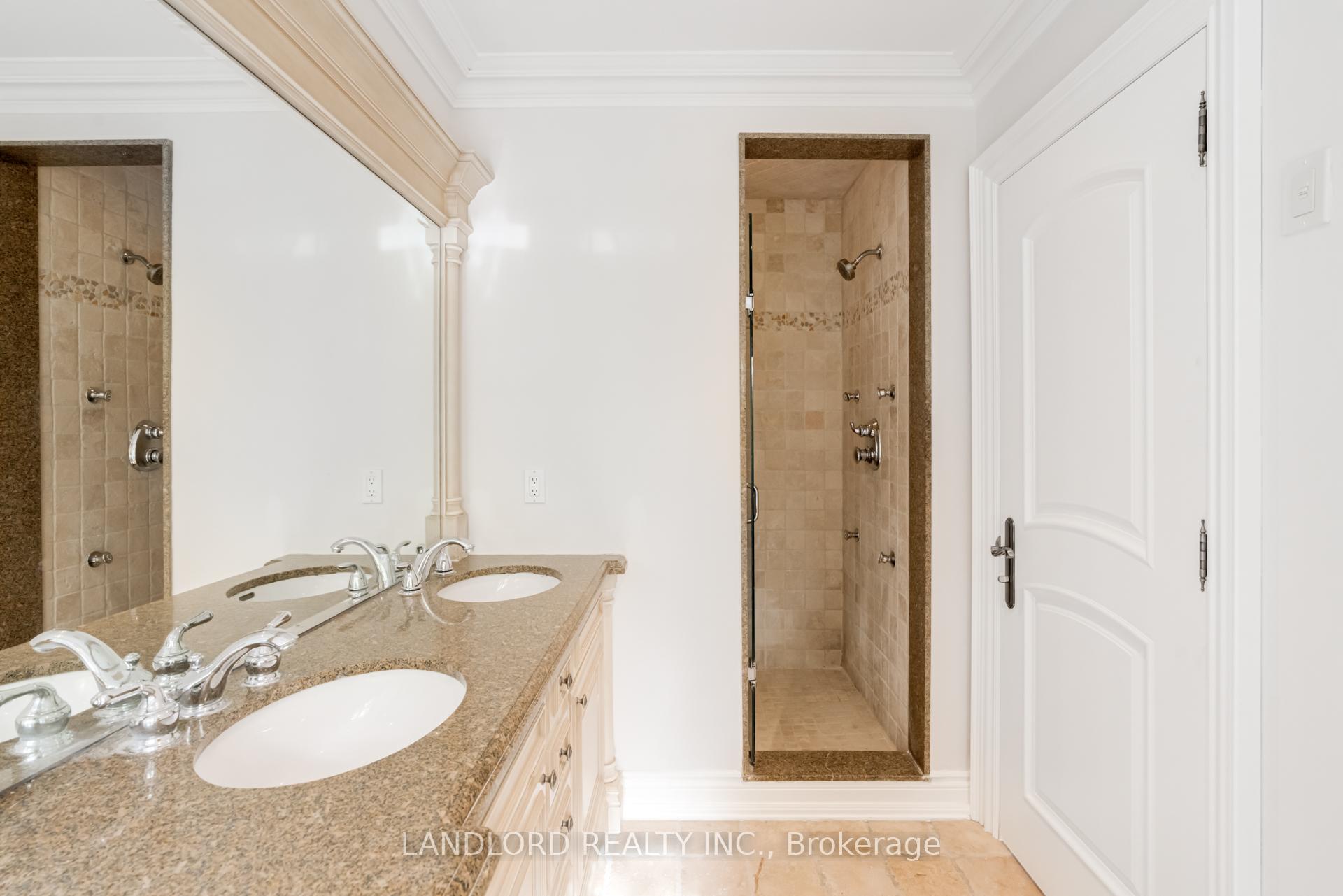 Photo 19 of 425 Cranbrooke Avenue, Toronto, Bedford Park-Nortown — HOMEH
