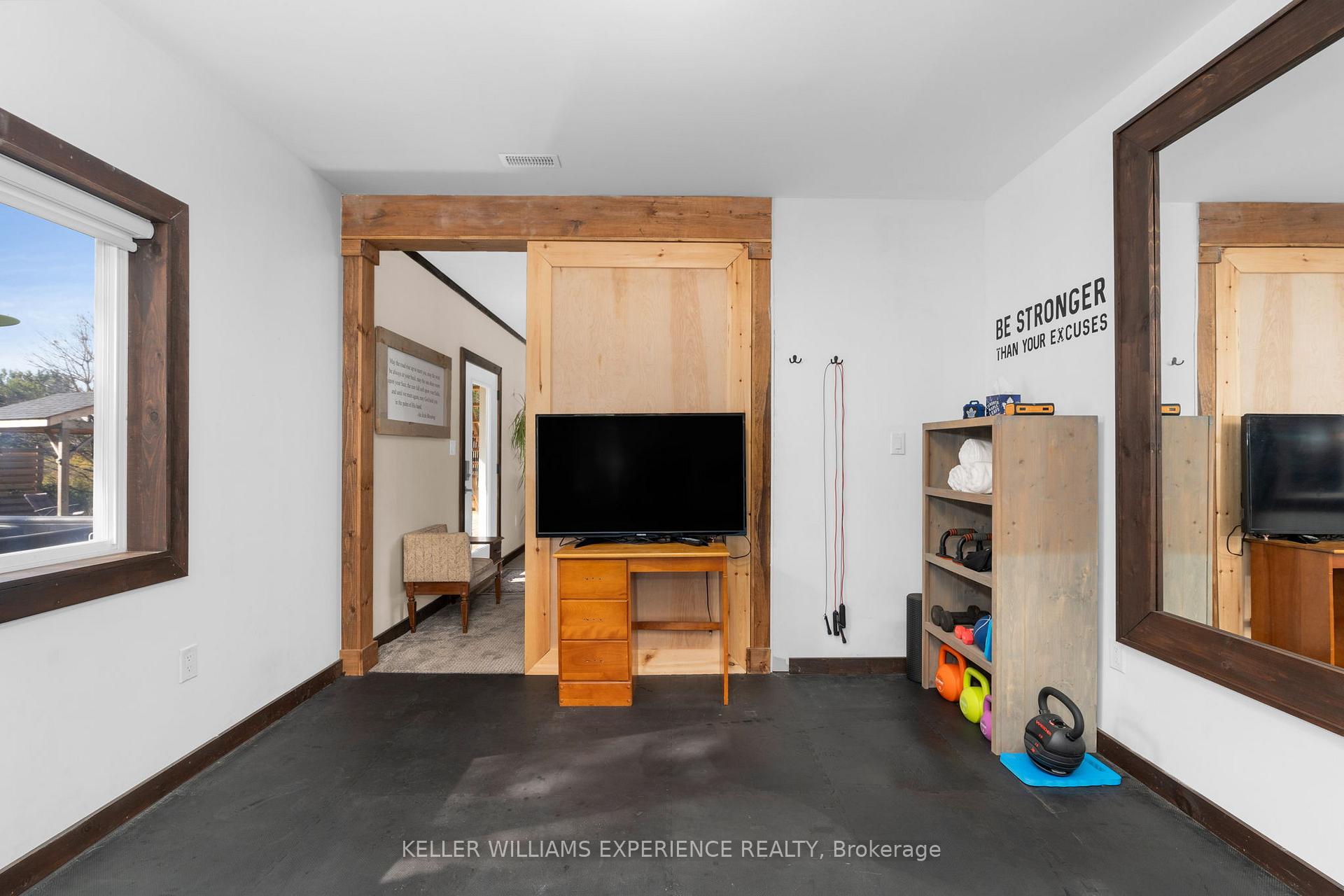 Photo 18 of 153 Rue Eric, Tiny, Lafontaine — HOMEH