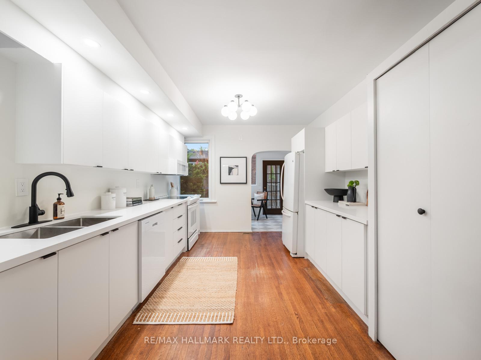 Photo 7 of 132 Browning Avenue, Toronto, Playter Estates-Danforth — HOMEH