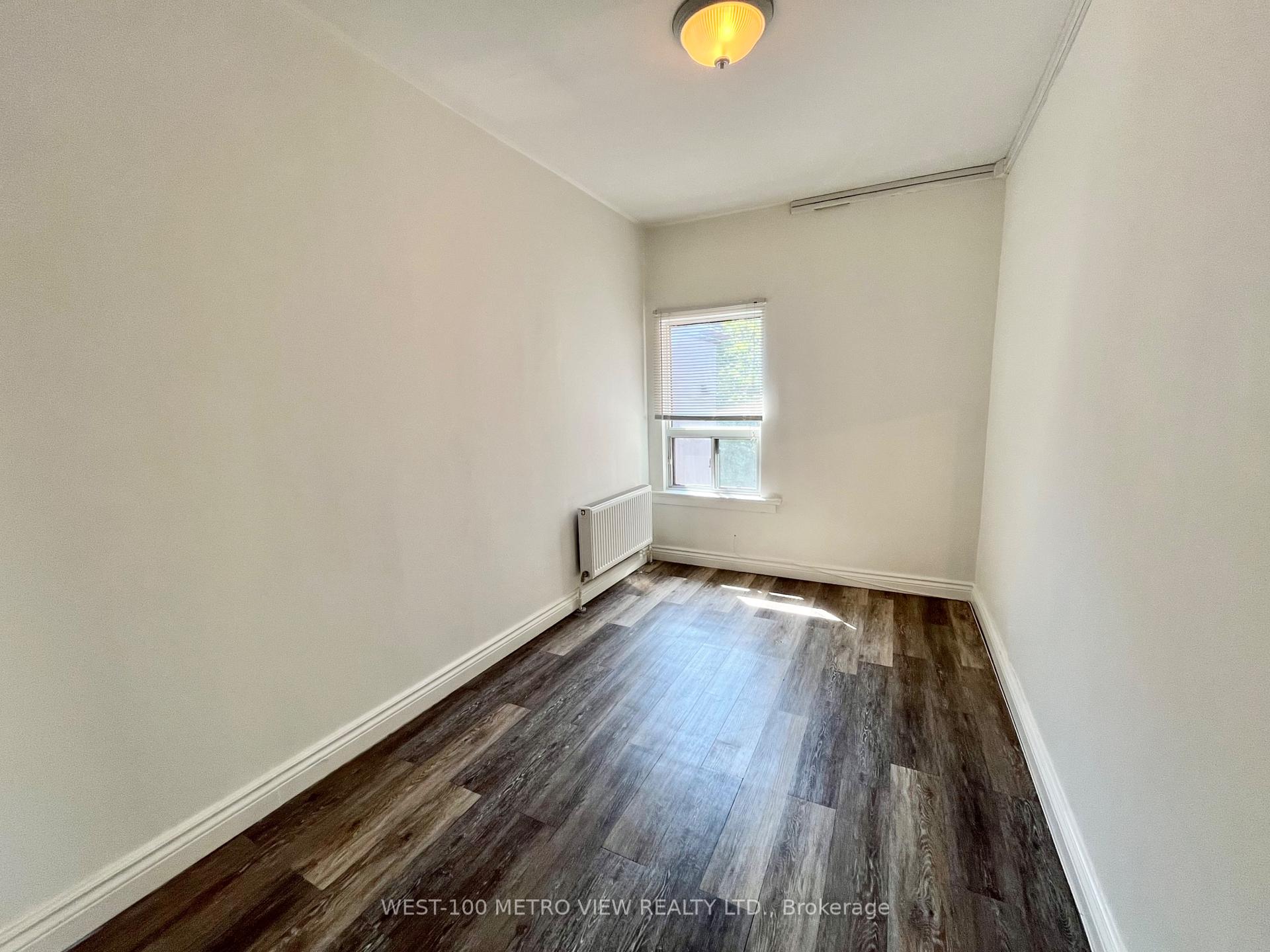 Photo 9 of Unit 3rd Fl, 1321 Dundas Street W, Toronto, Little Portugal — HOMEH