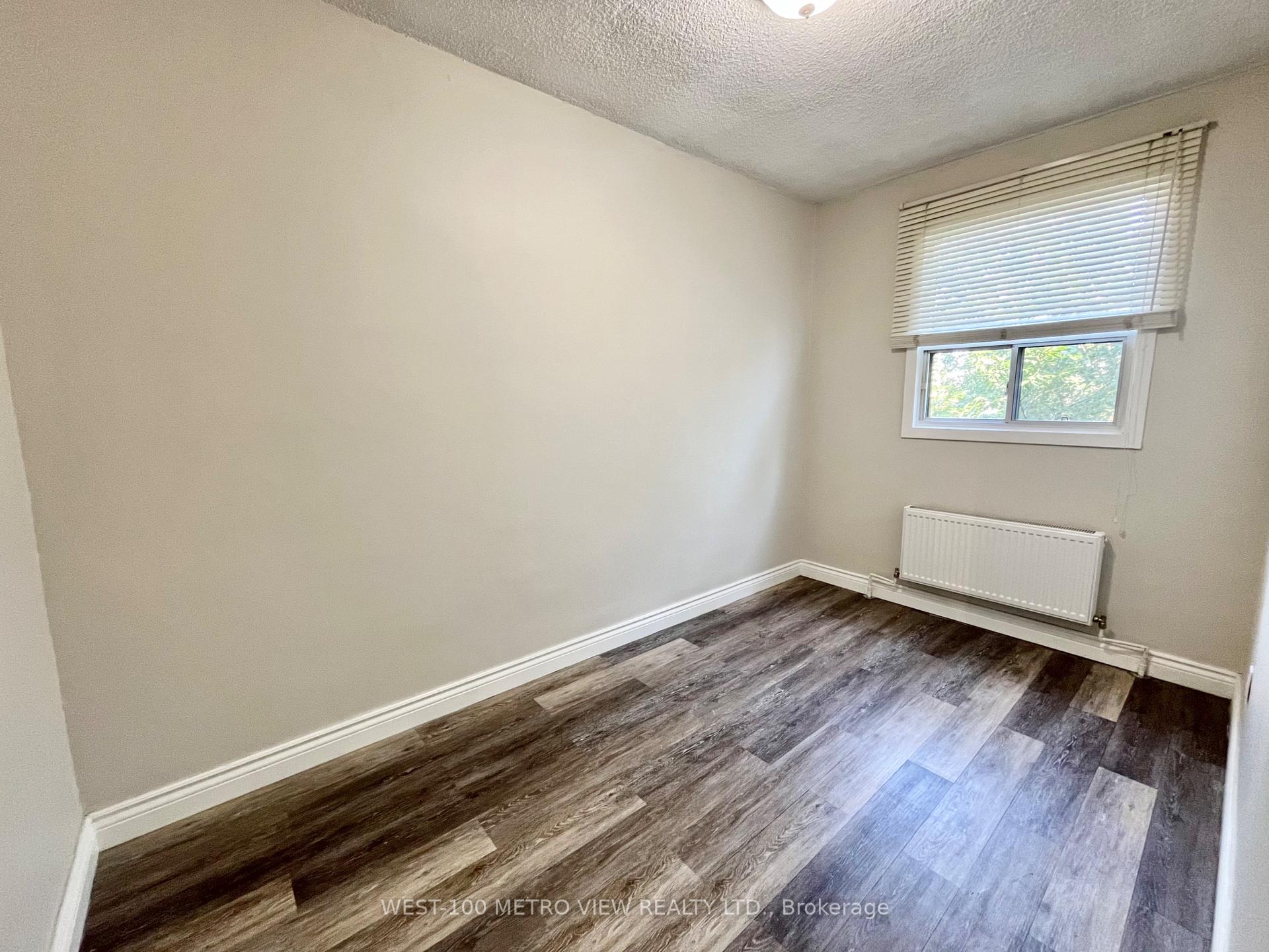 Photo 15 of Unit 3rd Fl, 1321 Dundas Street W, Toronto, Little Portugal — HOMEH