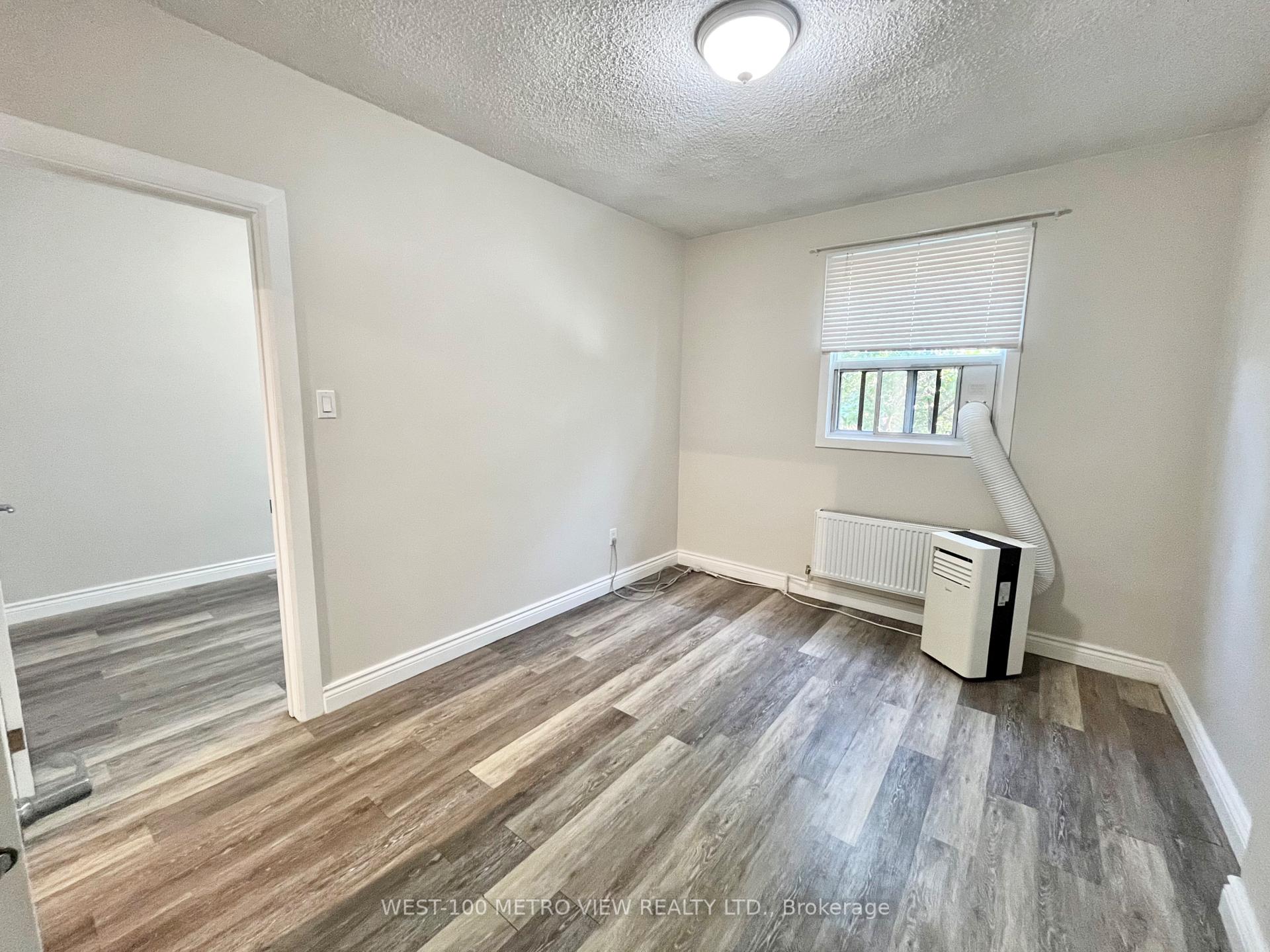 Photo 16 of Unit 3rd Fl, 1321 Dundas Street W, Toronto, Little Portugal — HOMEH