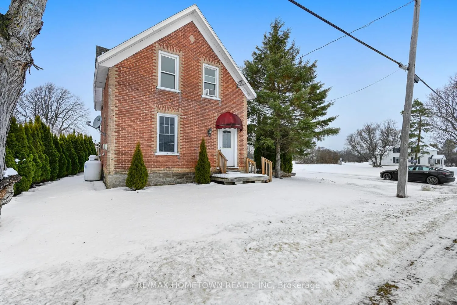 Photo 3 of 5250 Algonquin Road, Augusta, Augusta Twp — HOMEH