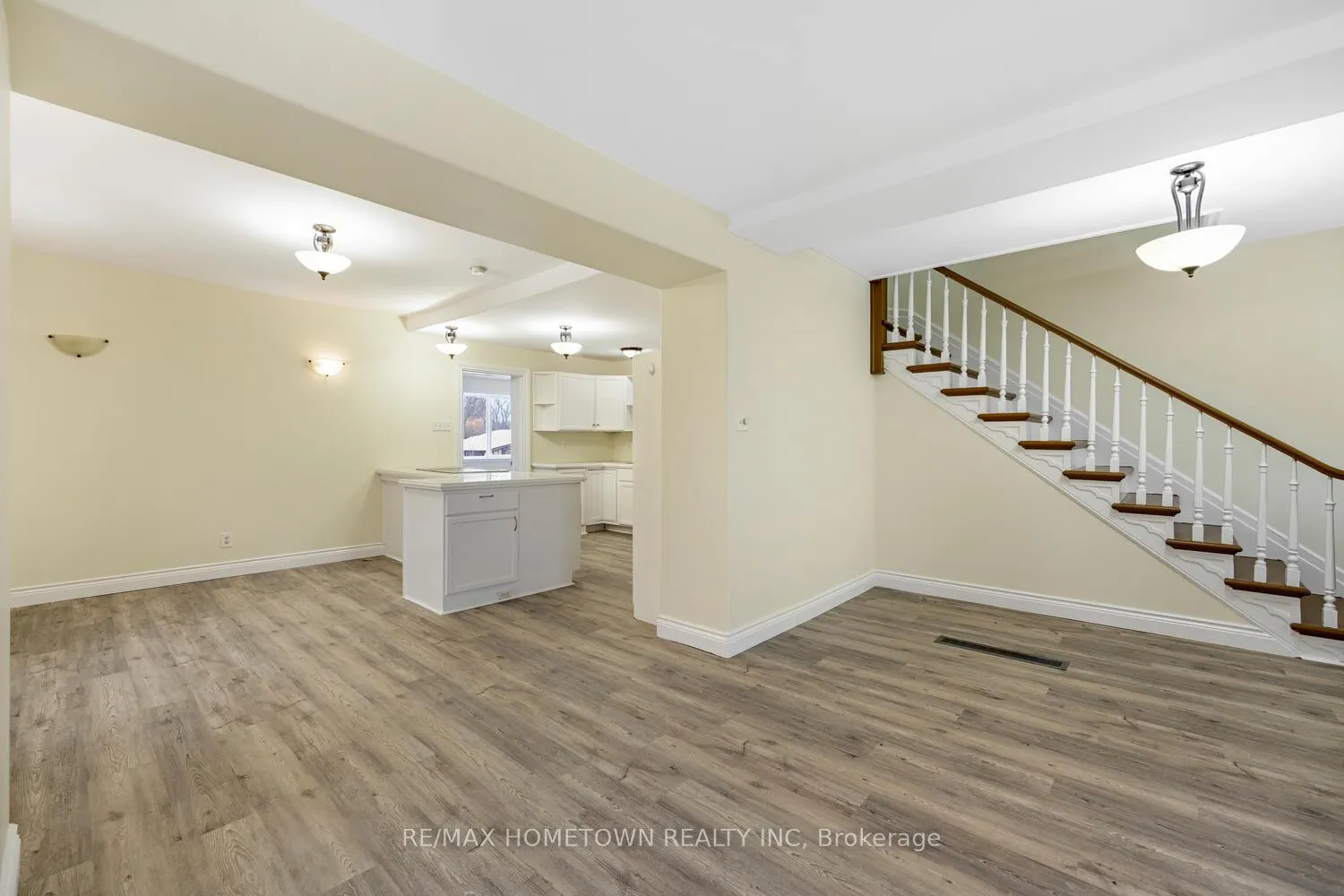 Photo 11 of 5250 Algonquin Road, Augusta, Augusta Twp — HOMEH
