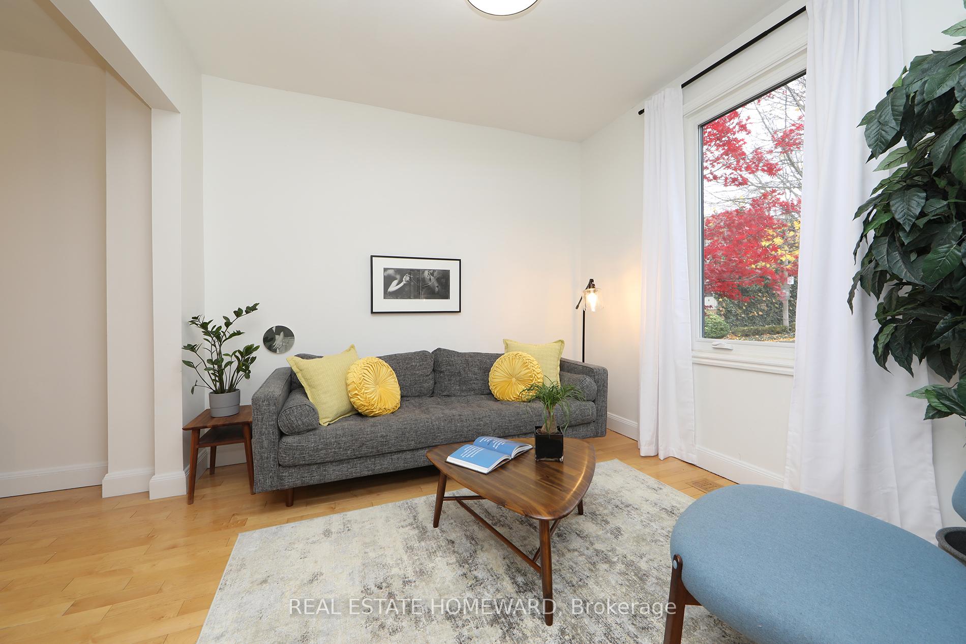 Photo 3 of 111 Hamilton Street, Toronto, South Riverdale — HOMEH