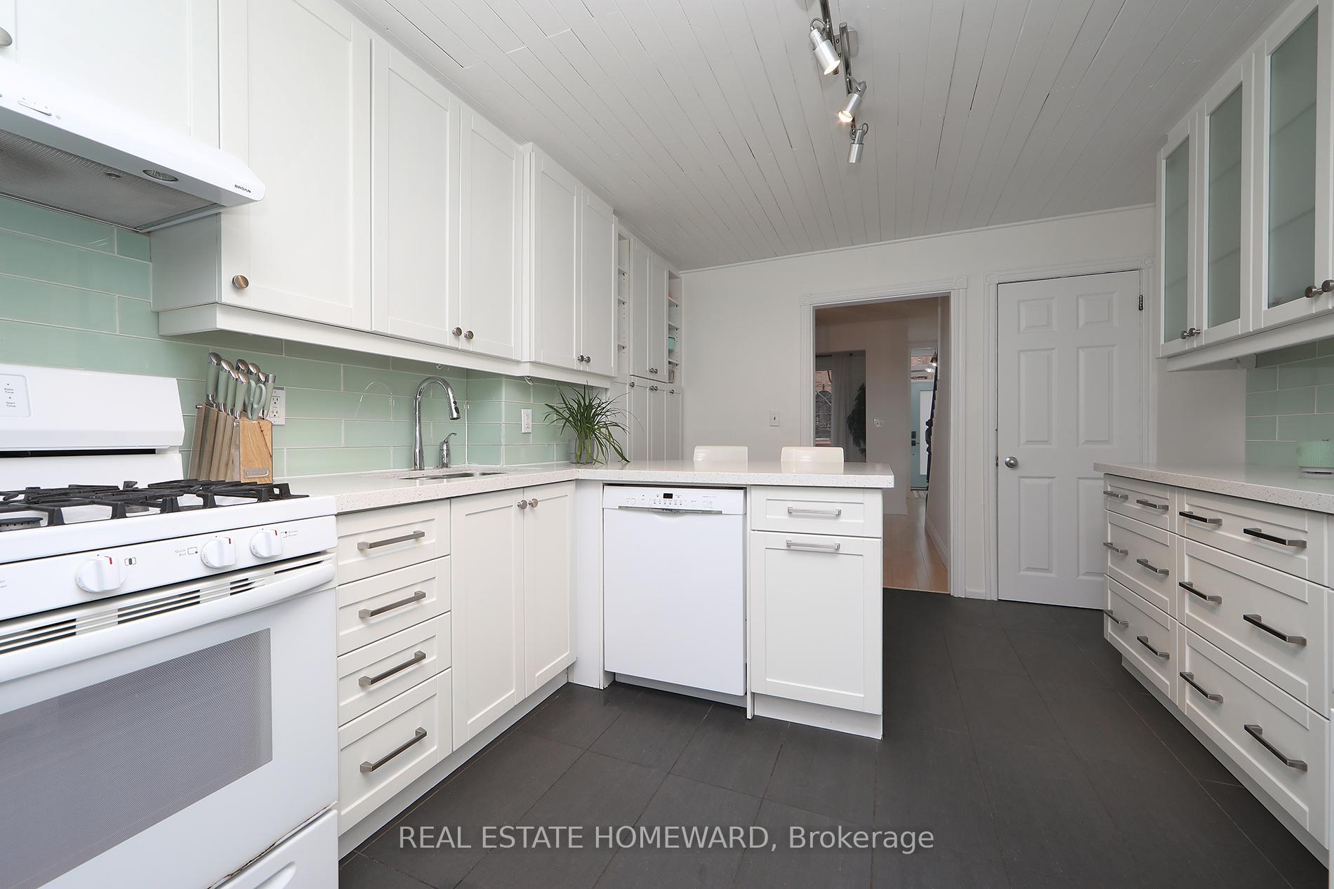 Photo 14 of 111 Hamilton Street, Toronto, South Riverdale — HOMEH
