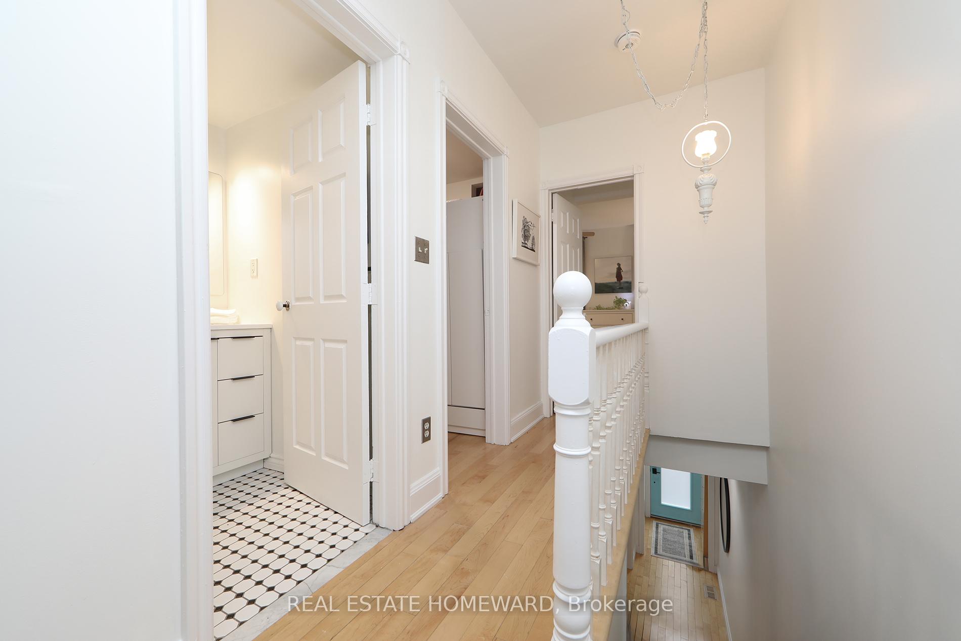 Photo 15 of 111 Hamilton Street, Toronto, South Riverdale — HOMEH