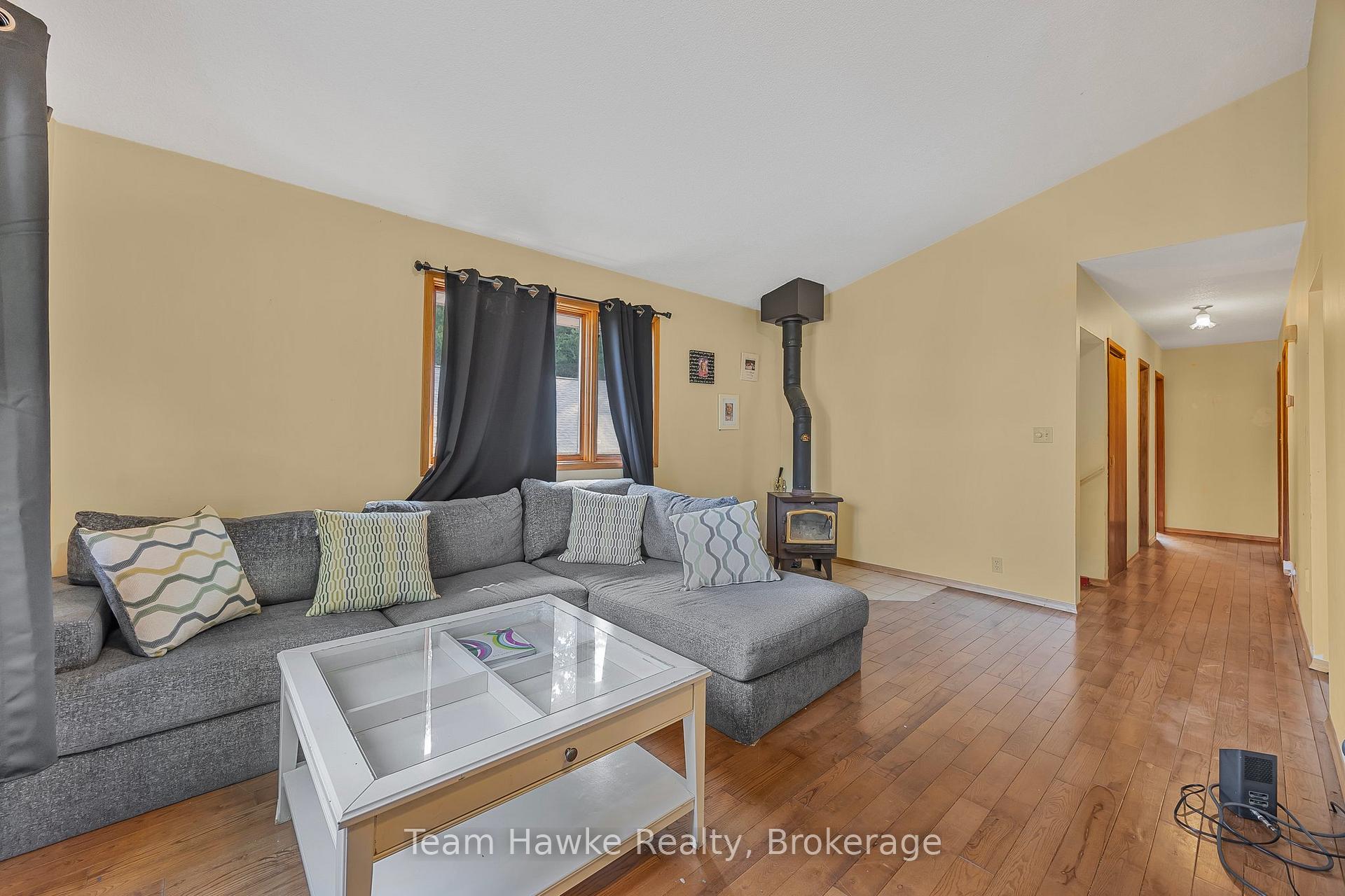 Photo 5 of 41 Grandview Road, Tay, Rural Tay — HOMEH