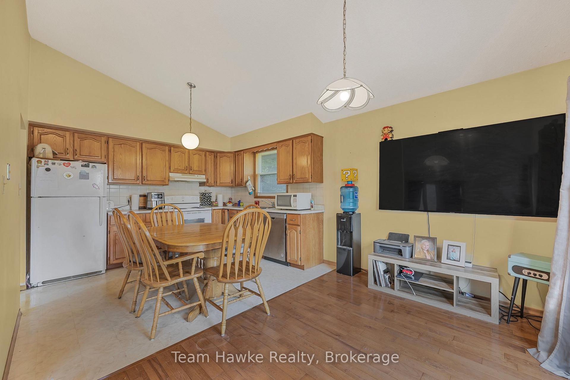 Photo 7 of 41 Grandview Road, Tay, Rural Tay — HOMEH