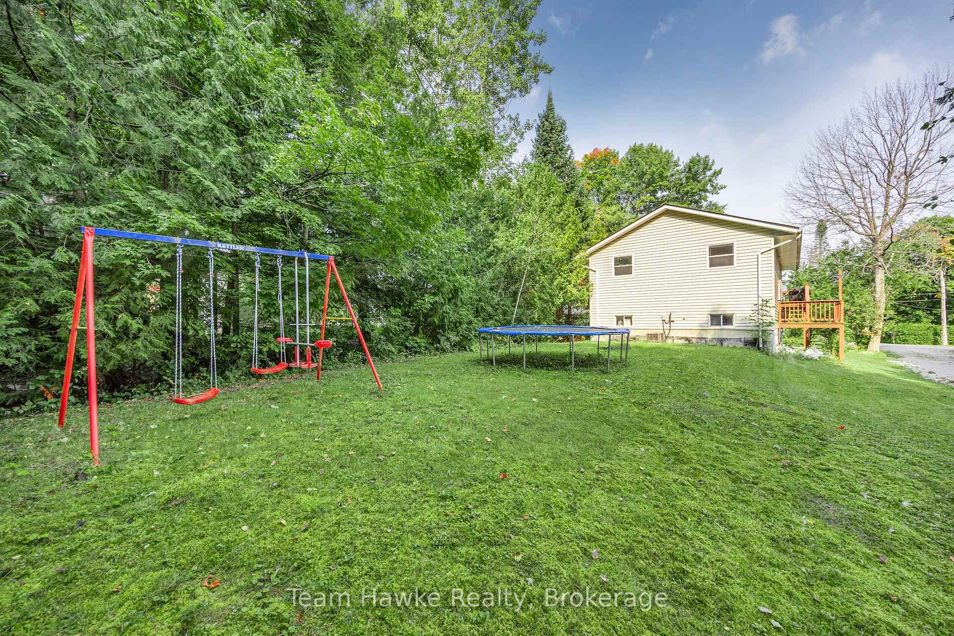 Photo 22 of 41 Grandview Road, Tay, Rural Tay — HOMEH