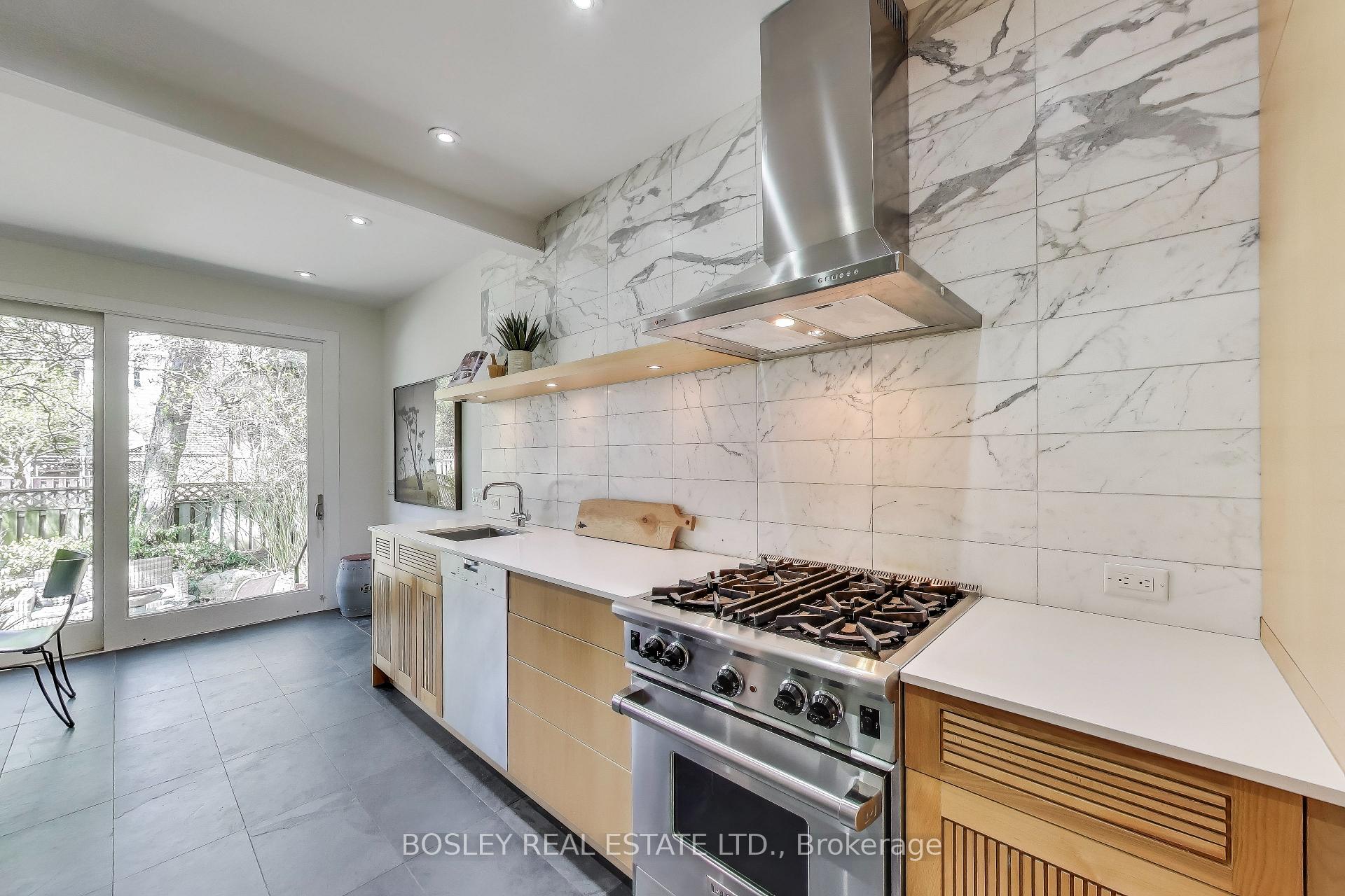 Photo 9 of 30 Butternut Street, Toronto, Playter Estates-Danforth — HOMEH