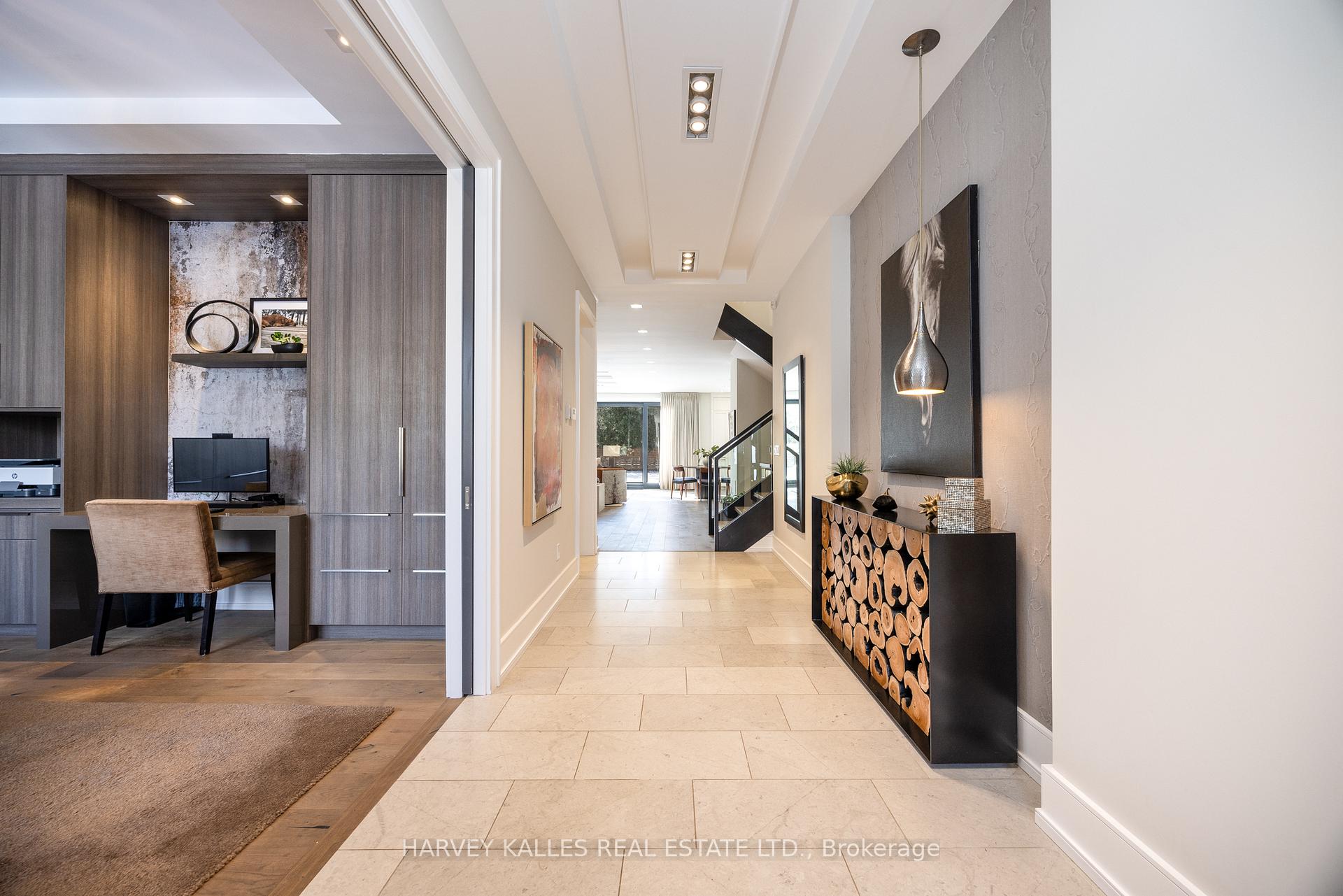 Photo 16 of 108 Mason Boulevard, Toronto, Bedford Park-Nortown — HOMEH