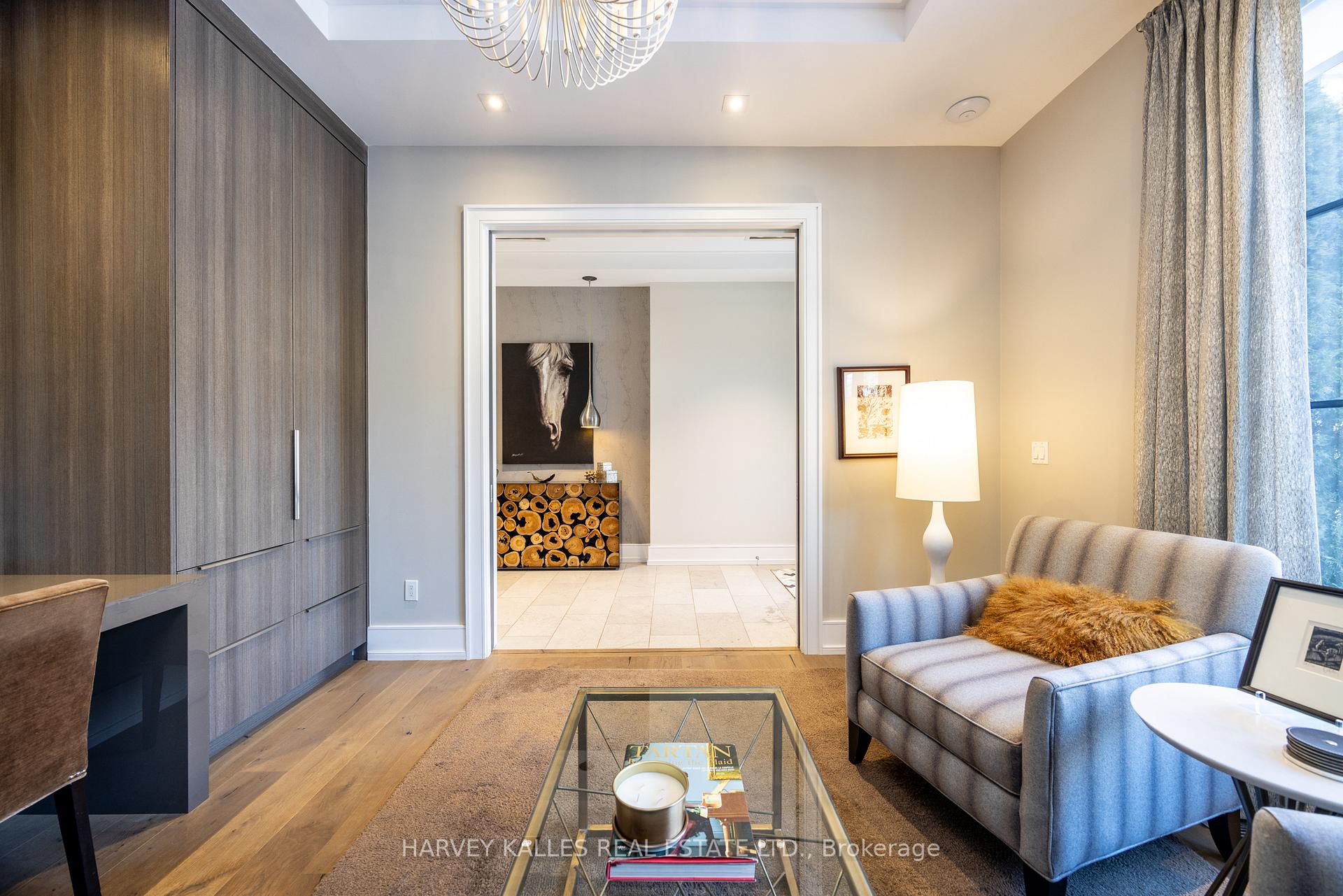 Photo 9 of 108 Mason Boulevard, Toronto, Bedford Park-Nortown — HOMEH