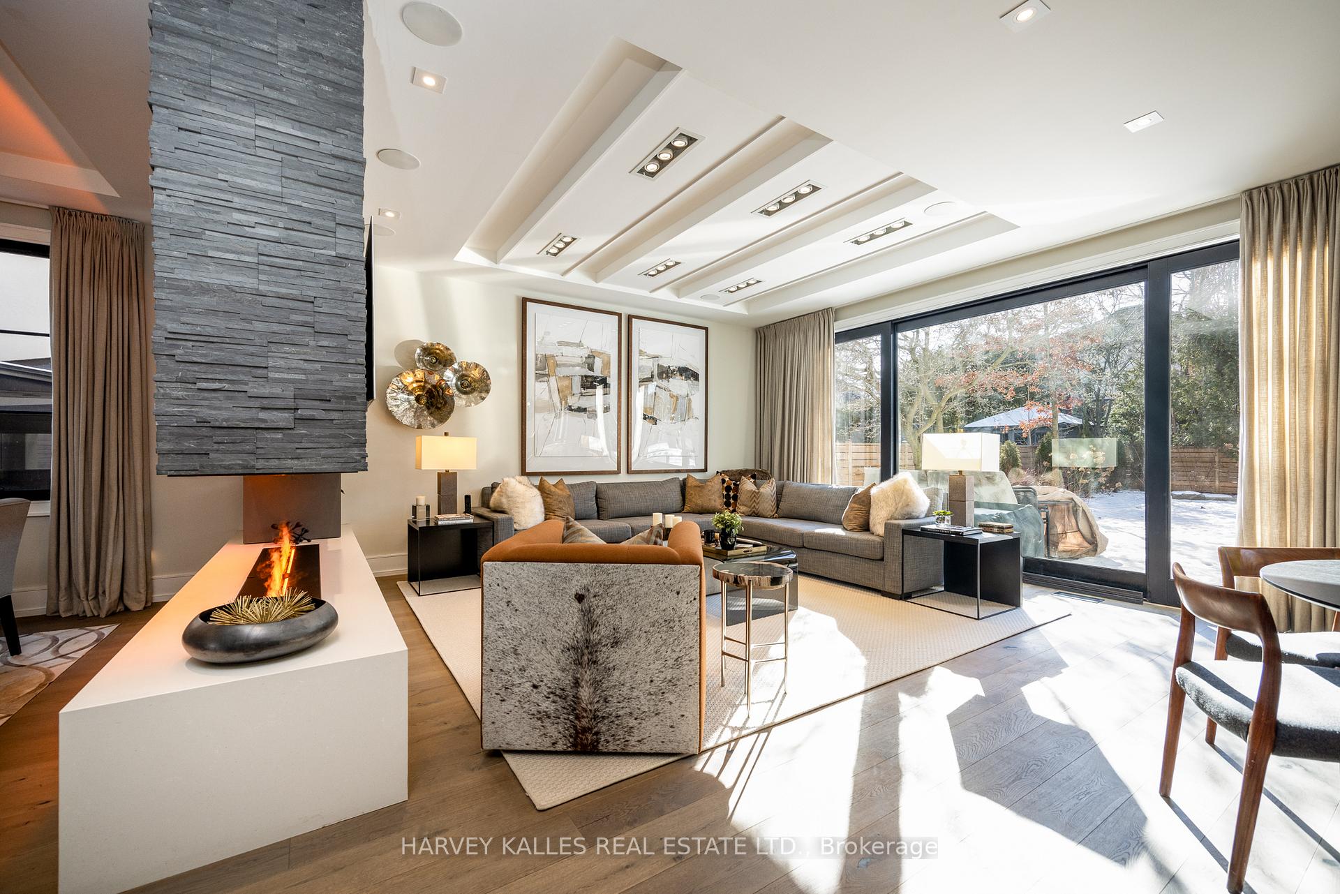 Photo 7 of 108 Mason Boulevard, Toronto, Bedford Park-Nortown — HOMEH