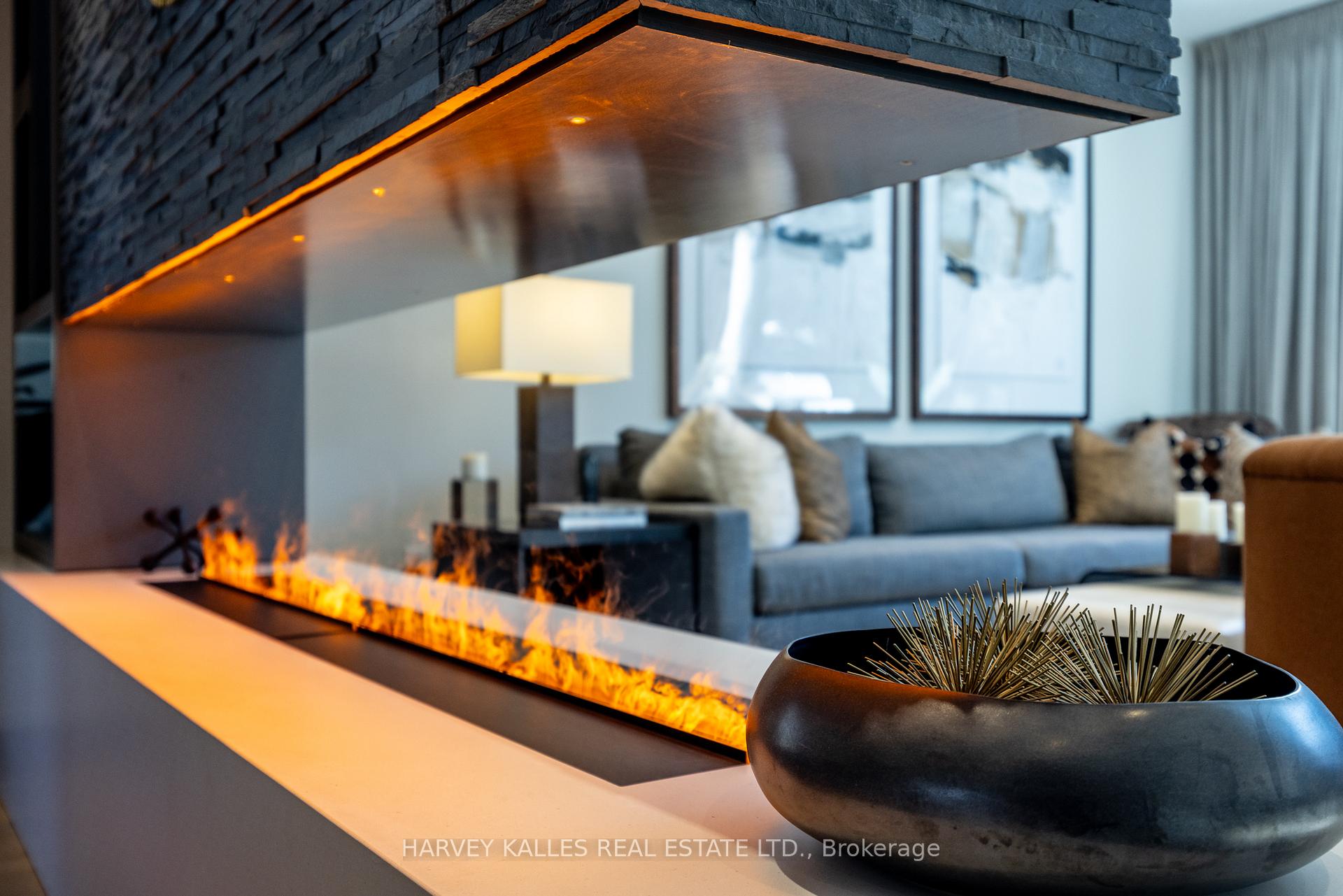 Photo 10 of 108 Mason Boulevard, Toronto, Bedford Park-Nortown — HOMEH