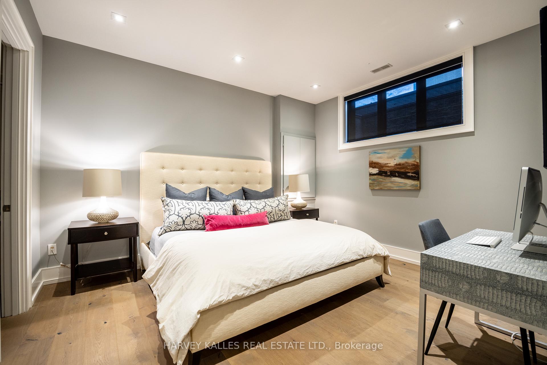 Photo 37 of 108 Mason Boulevard, Toronto, Bedford Park-Nortown — HOMEH