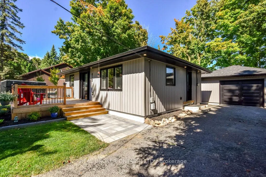 Photo 22 of 812 Cook Street, Innisfil, Rural Innisfil — HOMEH