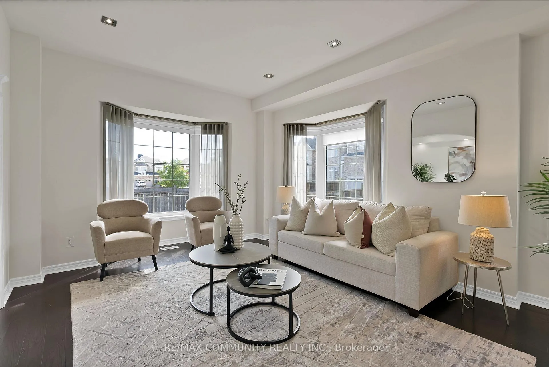 Photo 6 of 62 McCourt Drive, Ajax, South East — HOMEH