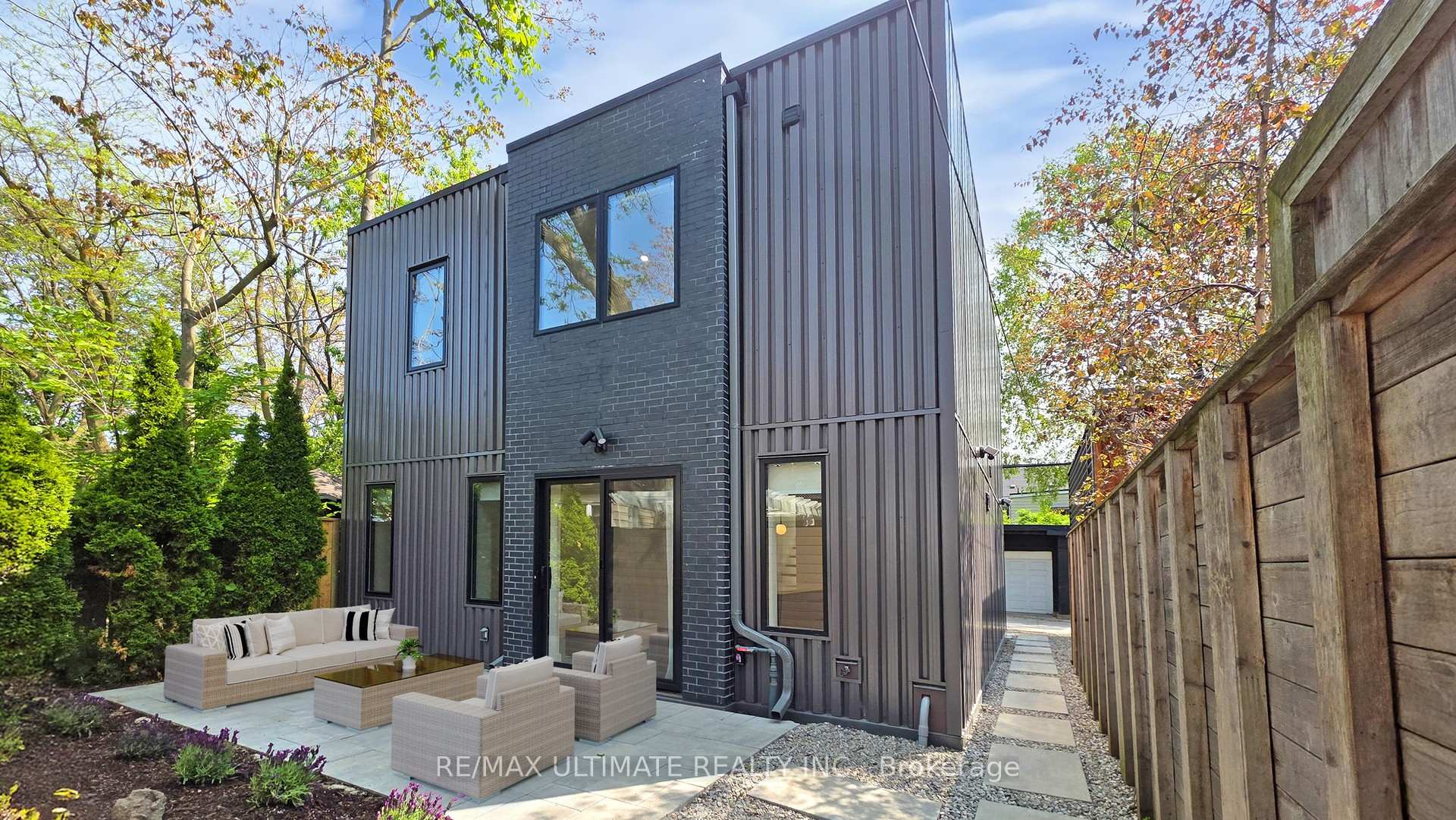 Photo 28 of Unit Laneway House, 189 Logan Avenue, Toronto, South Riverdale — HOMEH