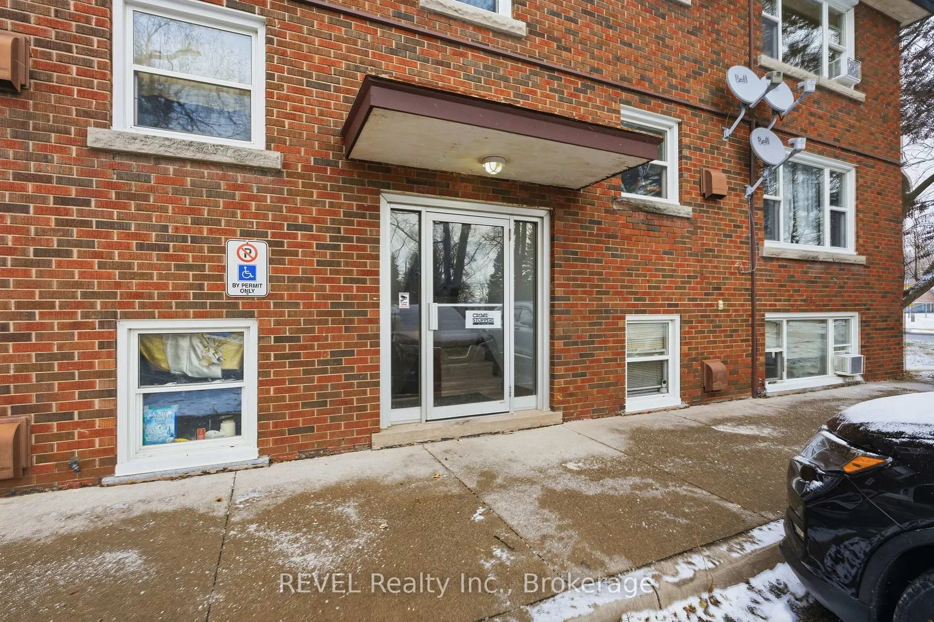 Photo 2 of Unit 3, 6167 Dorchester Road, Niagara Falls, Dorchester — HOMEH