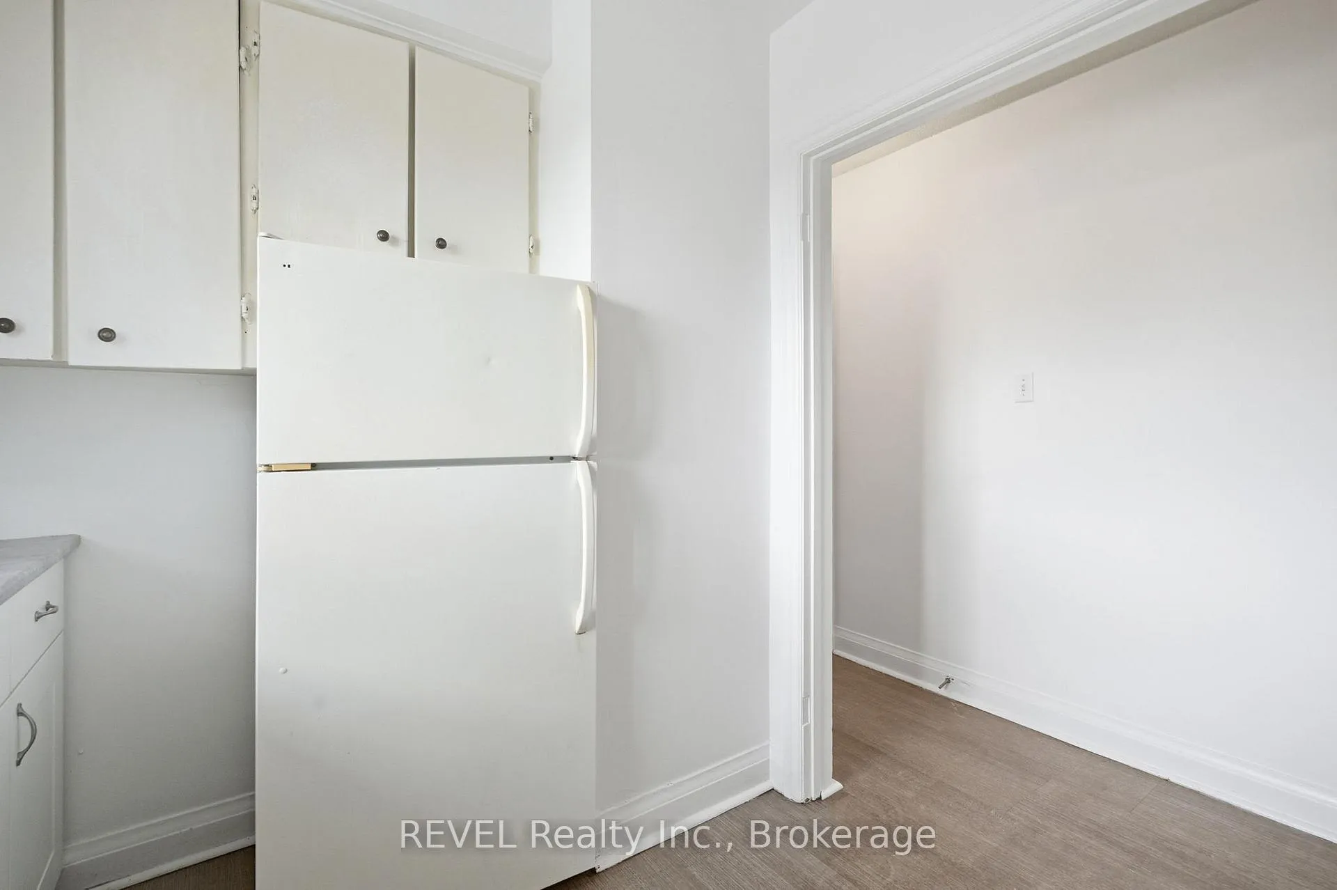 Photo 10 of Unit 3, 6167 Dorchester Road, Niagara Falls, Dorchester — HOMEH