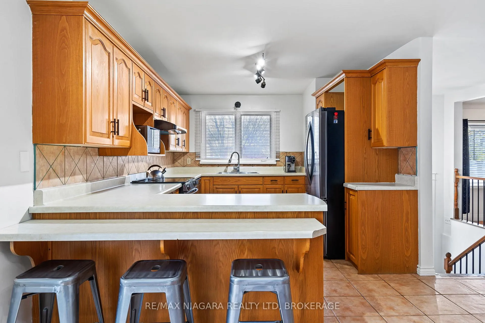 Photo 11 of 24 Forster Avenue, Thorold, Confederation Heights — HOMEH