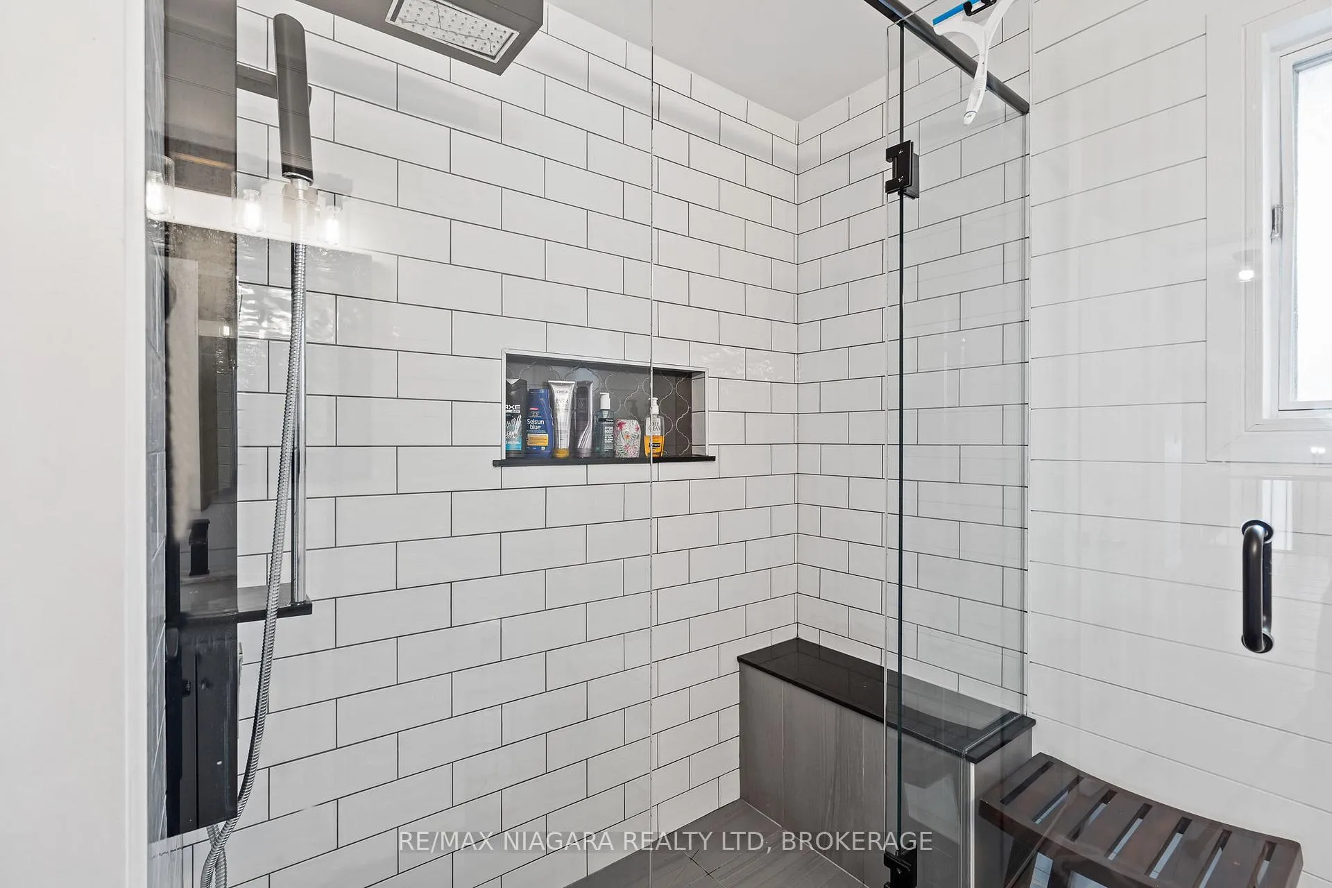 Photo 15 of 24 Forster Avenue, Thorold, Confederation Heights — HOMEH