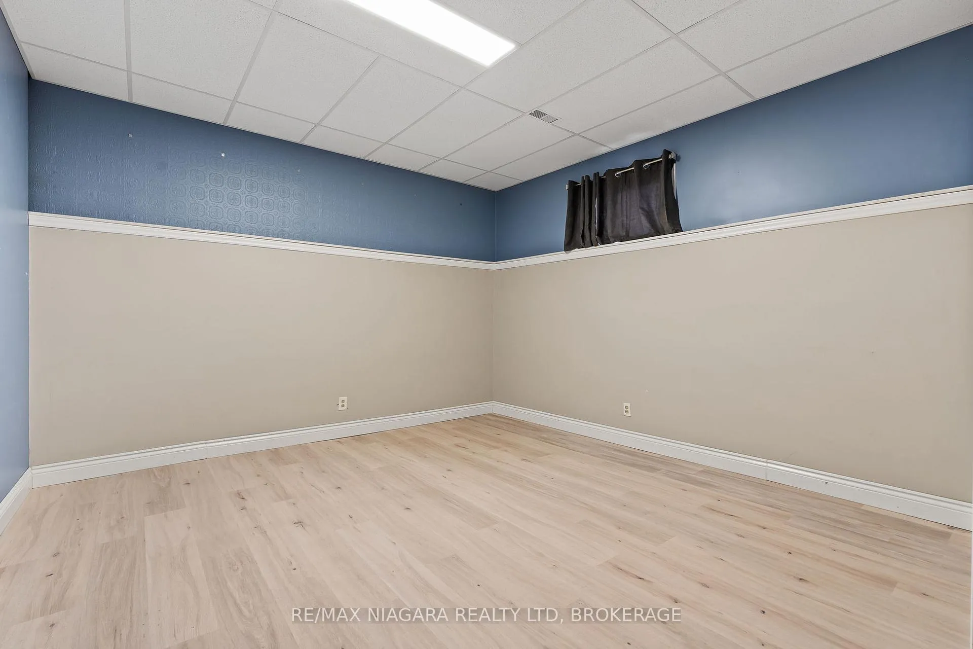 Photo 26 of 24 Forster Avenue, Thorold, Confederation Heights — HOMEH