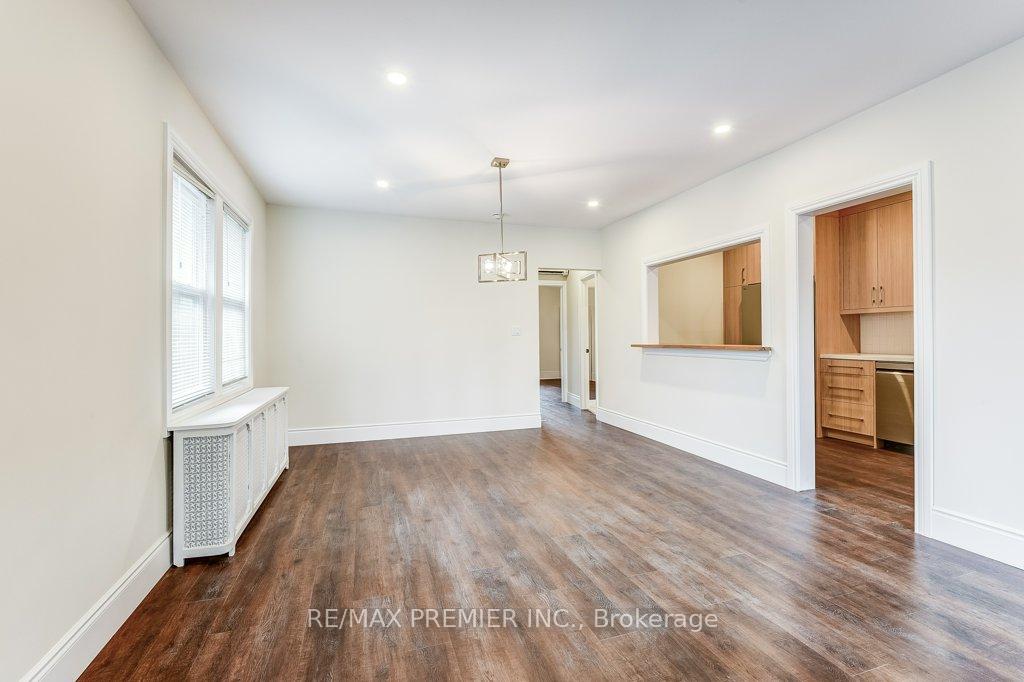 Photo 13 of Unit 2nd Floor, 184 Highbourne Road, Toronto, Yonge-Eglinton — HOMEH