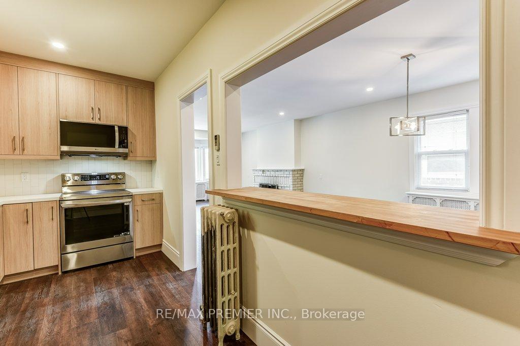 Photo 20 of Unit 2nd Floor, 184 Highbourne Road, Toronto, Yonge-Eglinton — HOMEH