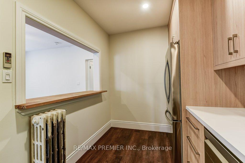 Photo 21 of Unit 2nd Floor, 184 Highbourne Road, Toronto, Yonge-Eglinton — HOMEH