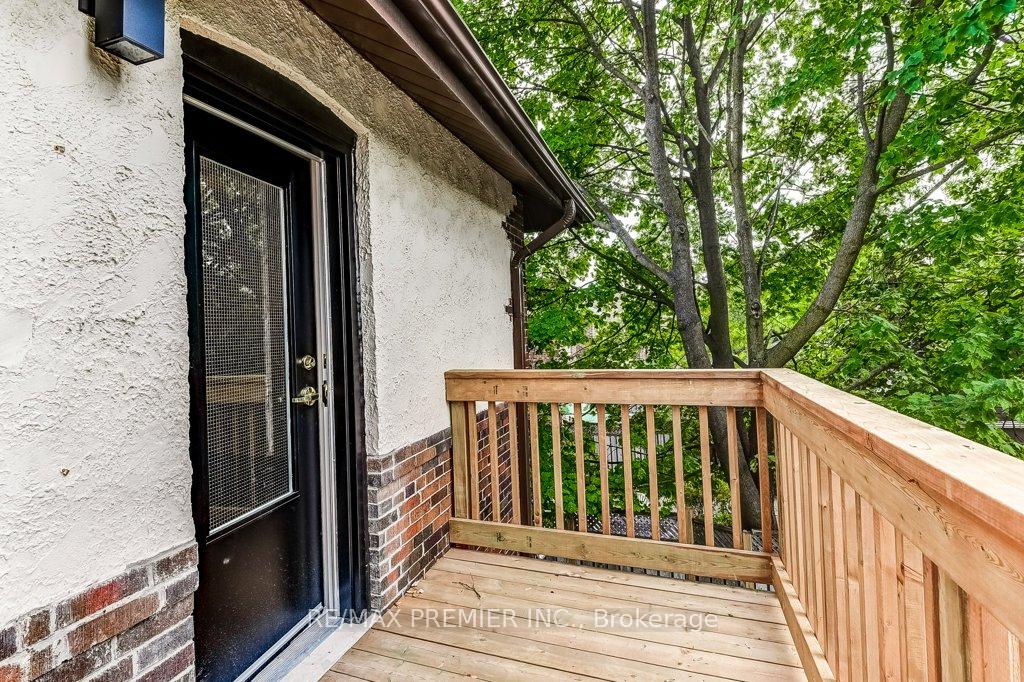 Photo 35 of Unit 2nd Floor, 184 Highbourne Road, Toronto, Yonge-Eglinton — HOMEH