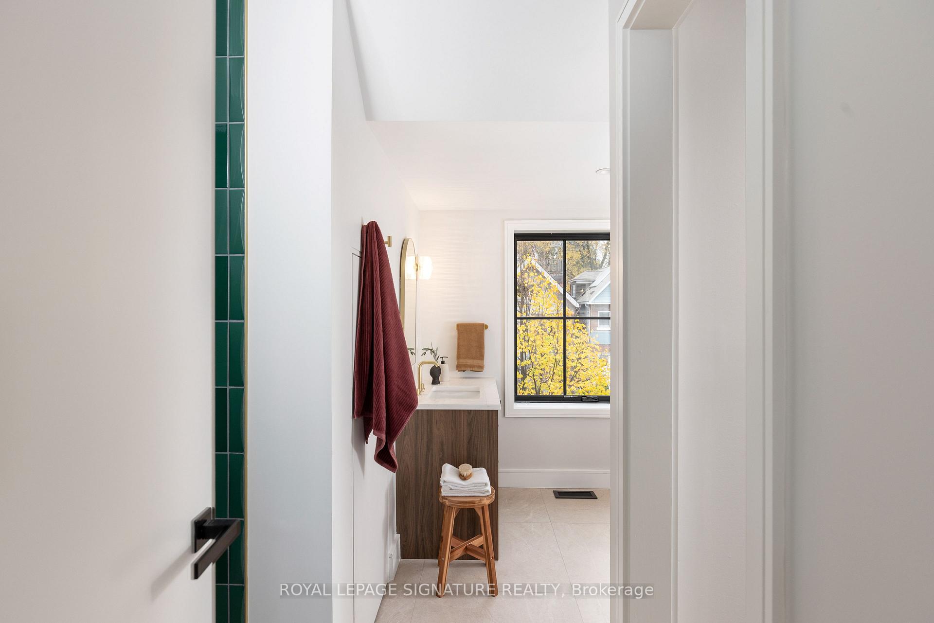 Photo 26 of 245 Withrow Avenue, Toronto, North Riverdale — HOMEH