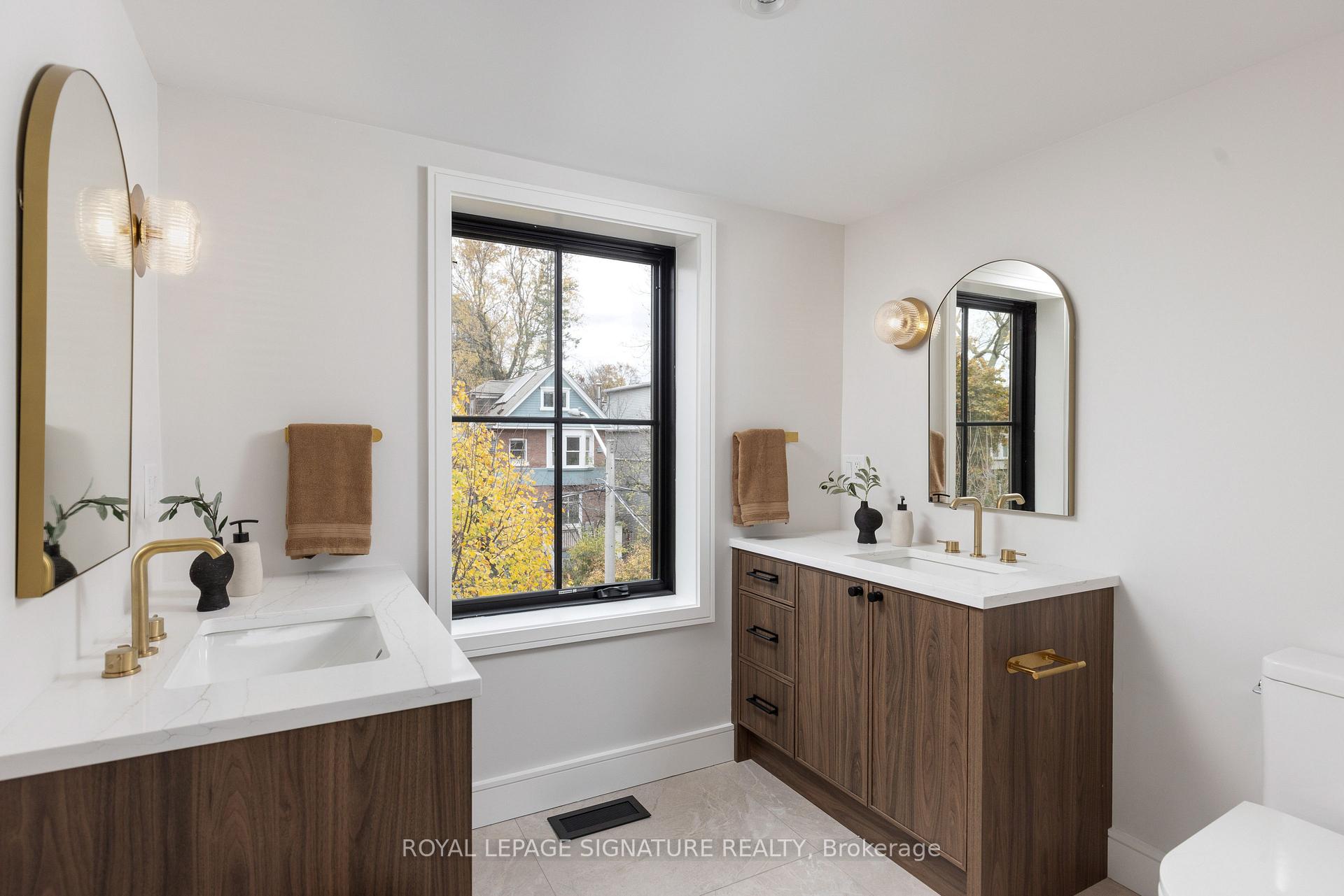 Photo 27 of 245 Withrow Avenue, Toronto, North Riverdale — HOMEH