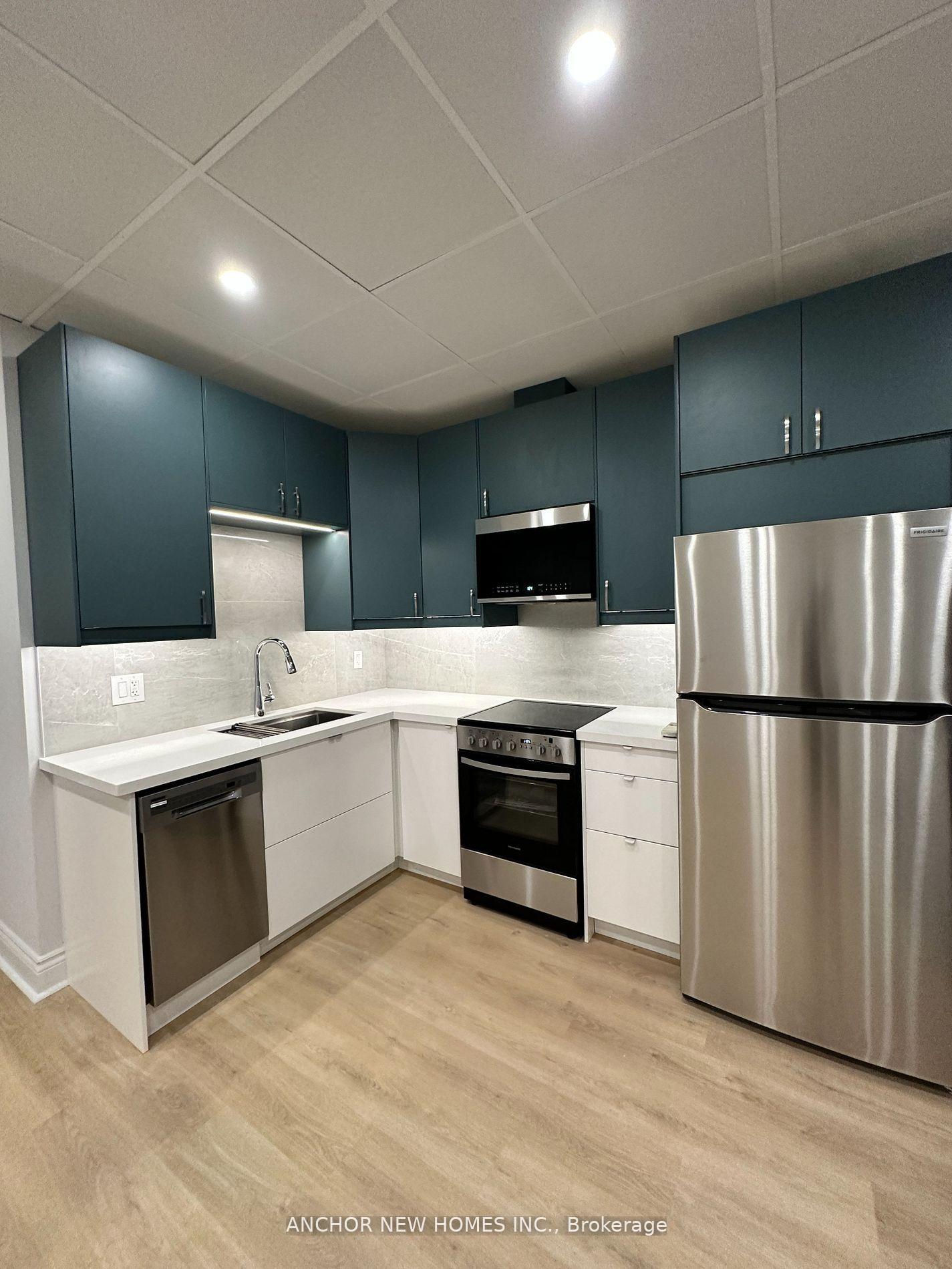 Photo 10 of Unit 200, 1944 Queen Street E, Toronto, The Beaches — HOMEH
