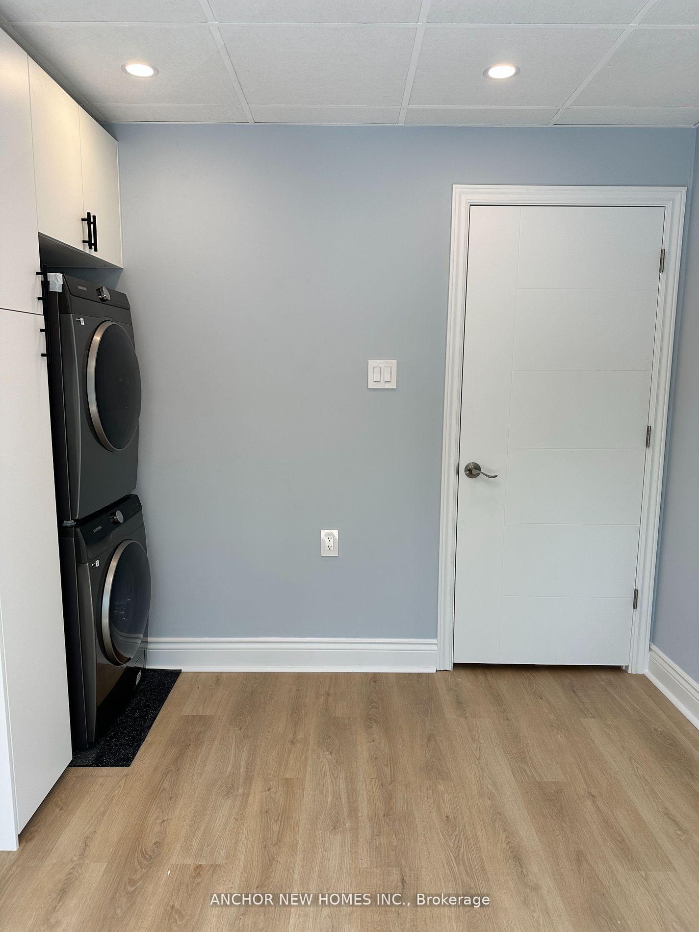 Photo 22 of Unit 200, 1944 Queen Street E, Toronto, The Beaches — HOMEH