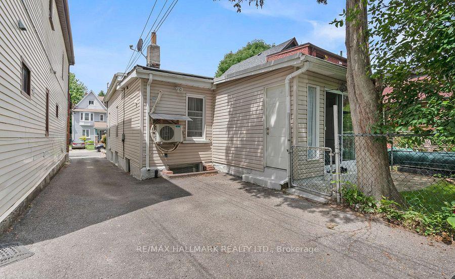 Photo 3 of 161 Ashdale Avenue, Toronto, Greenwood-Coxwell — HOMEH