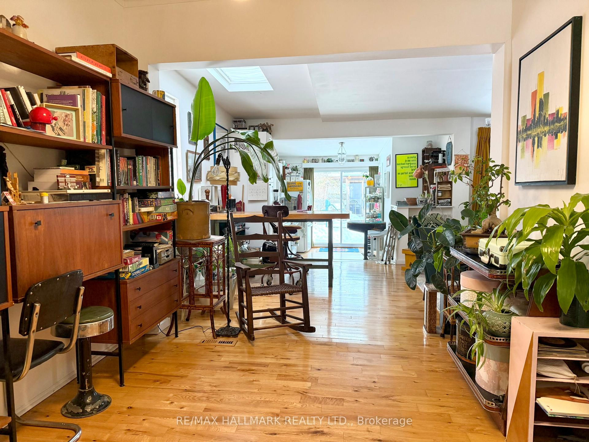 Photo 12 of 161 Ashdale Avenue, Toronto, Greenwood-Coxwell — HOMEH