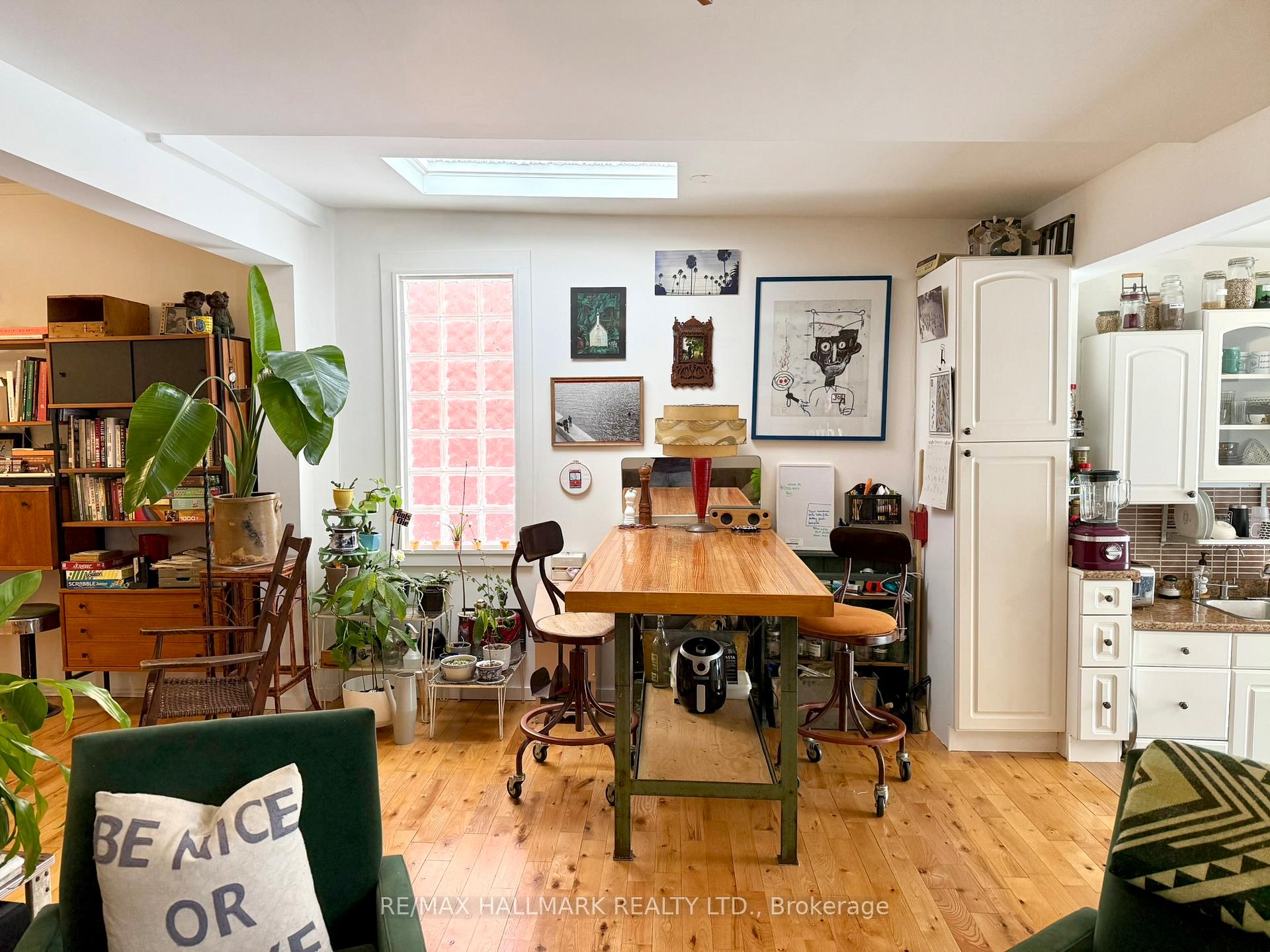 Photo 20 of 161 Ashdale Avenue, Toronto, Greenwood-Coxwell — HOMEH