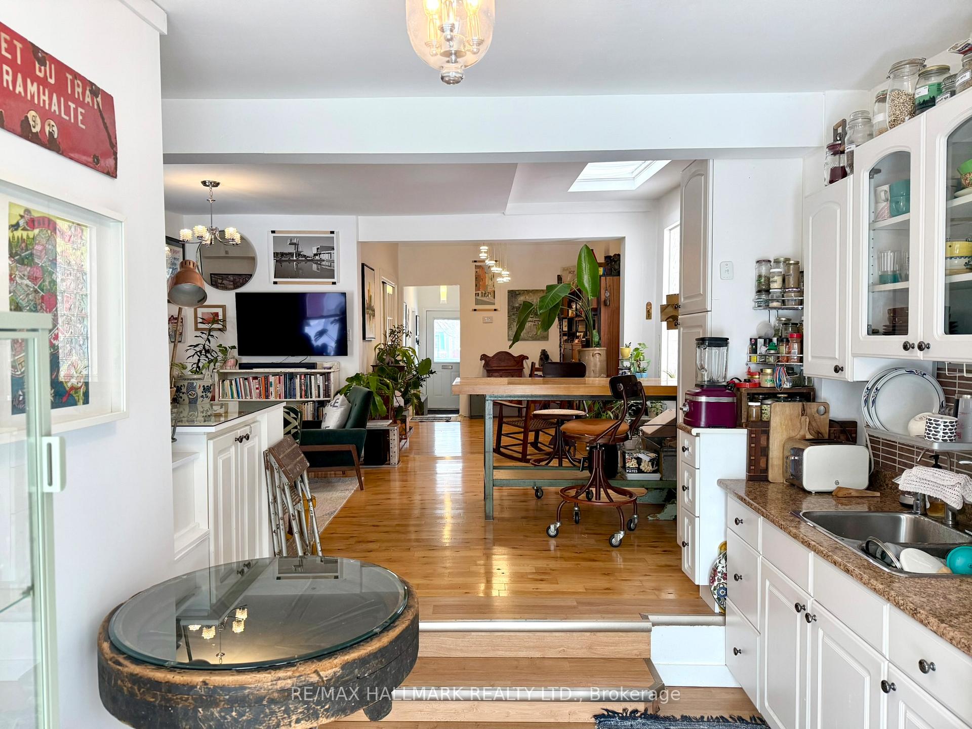 Photo 22 of 161 Ashdale Avenue, Toronto, Greenwood-Coxwell — HOMEH
