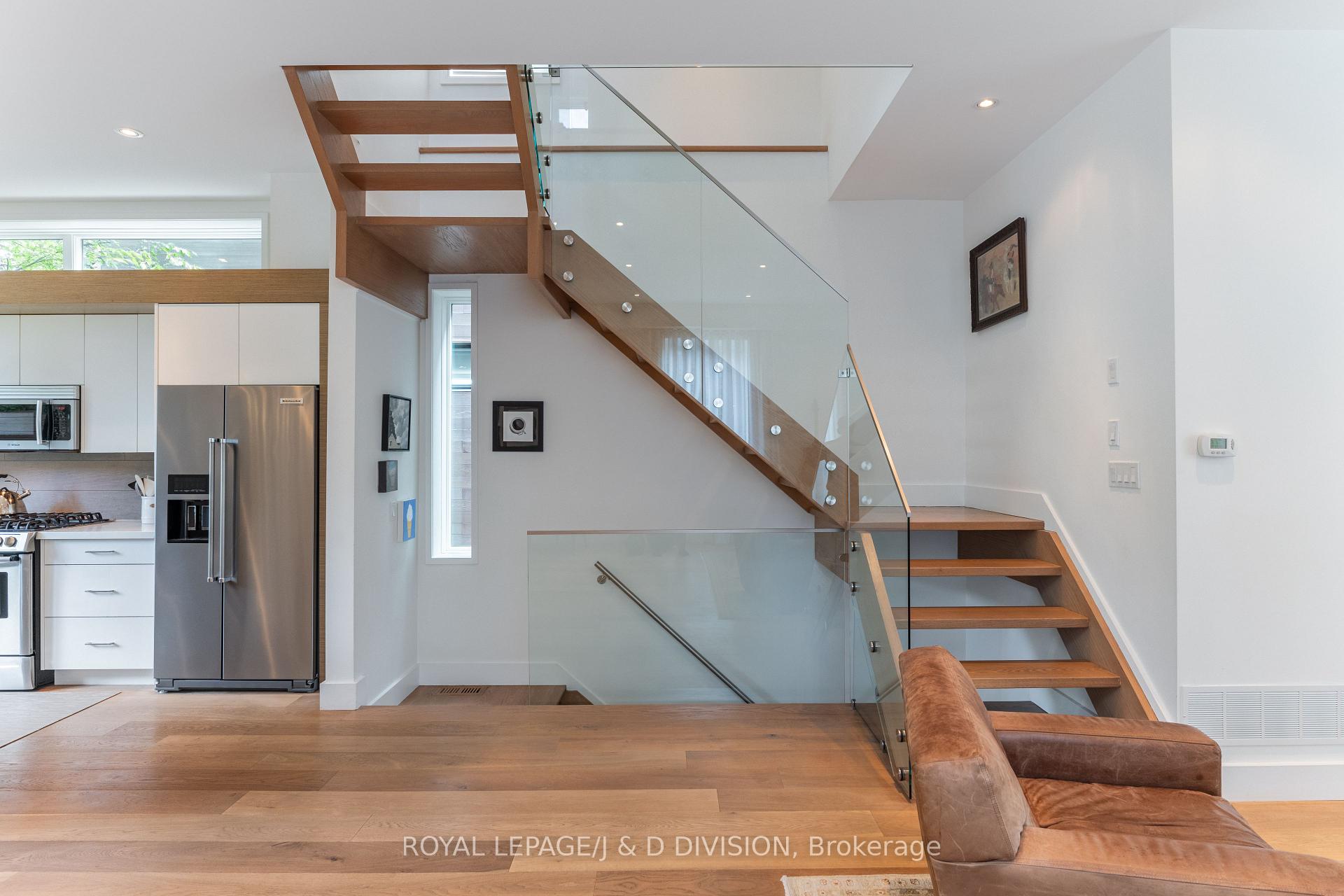Photo 15 of 13 Barfield Avenue, Toronto, Danforth Village-East York — HOMEH