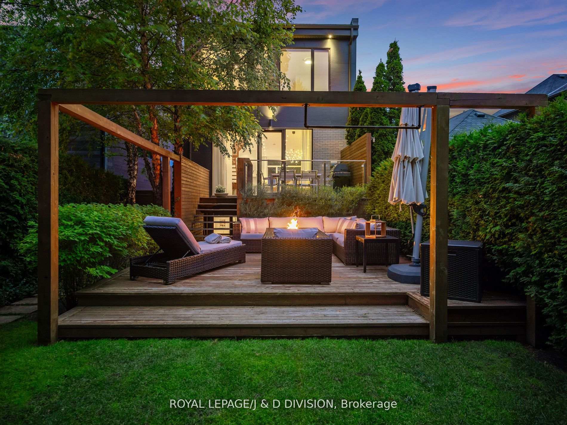 Photo 32 of 13 Barfield Avenue, Toronto, Danforth Village-East York — HOMEH