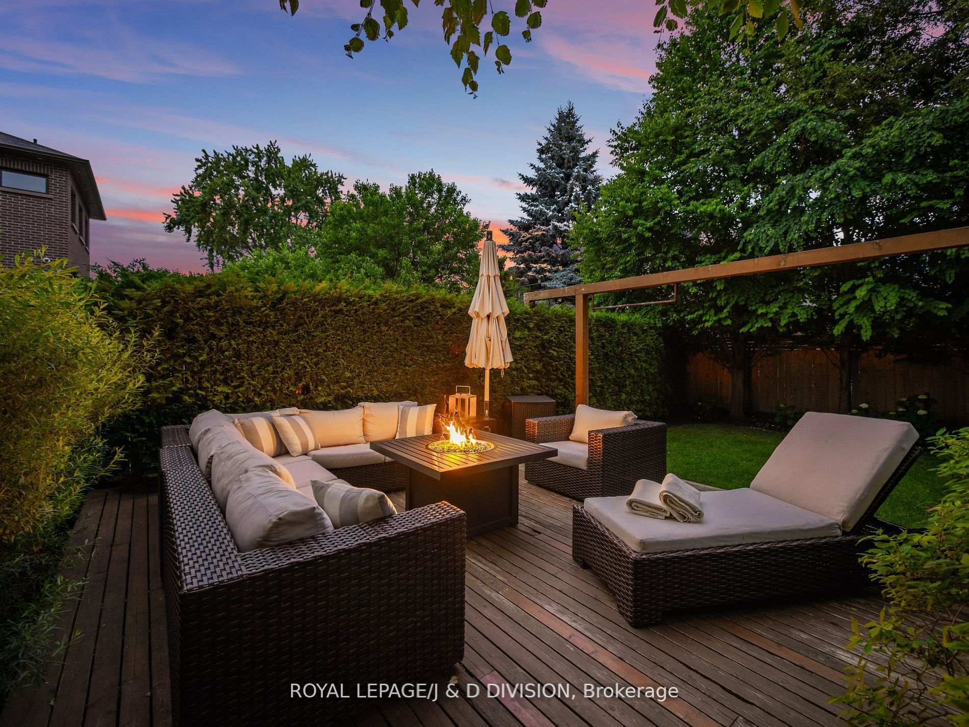Photo 34 of 13 Barfield Avenue, Toronto, Danforth Village-East York — HOMEH