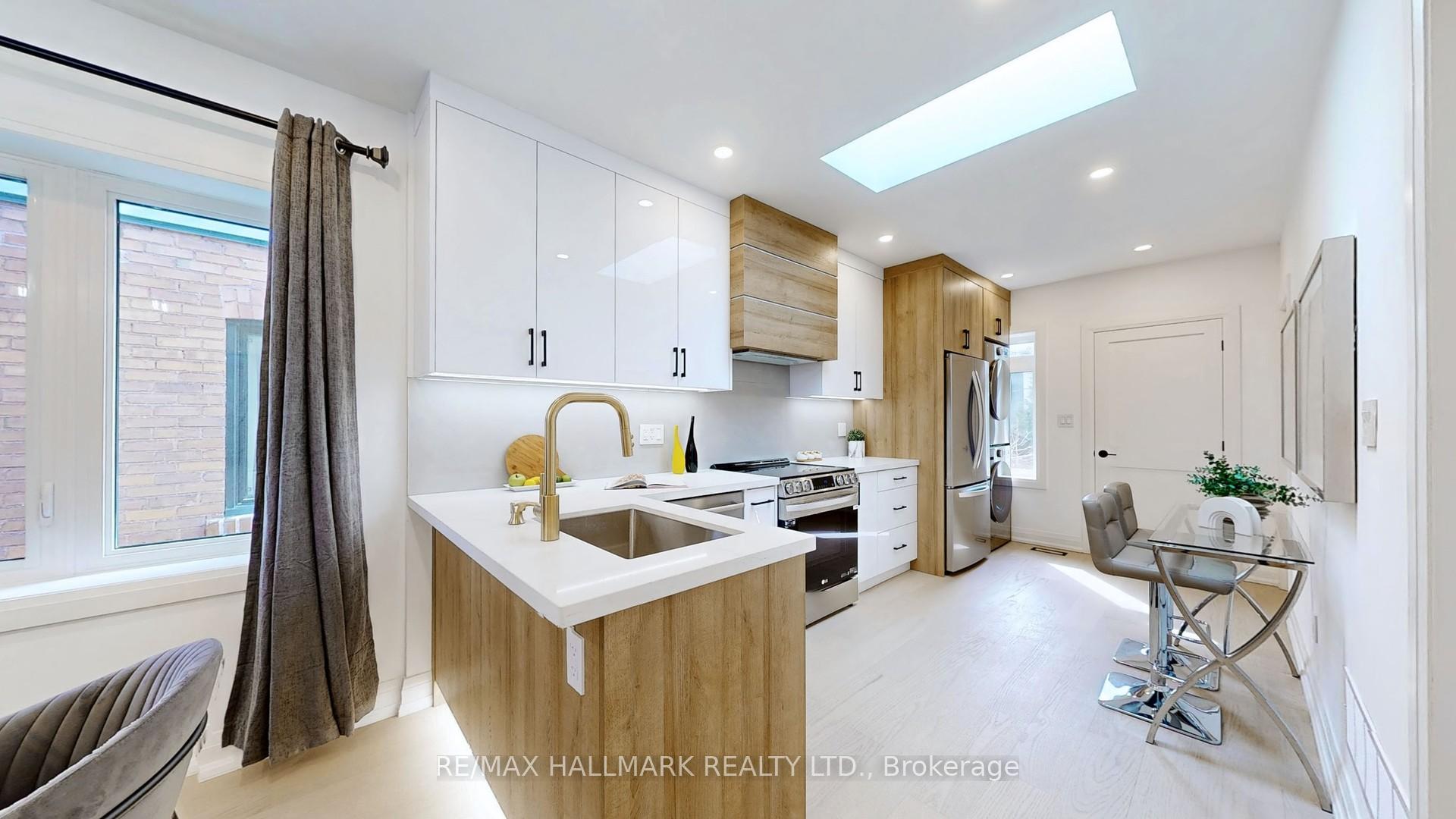 Photo 11 of 85 Springdale Boulevard, Toronto, Danforth Village-East York — HOMEH