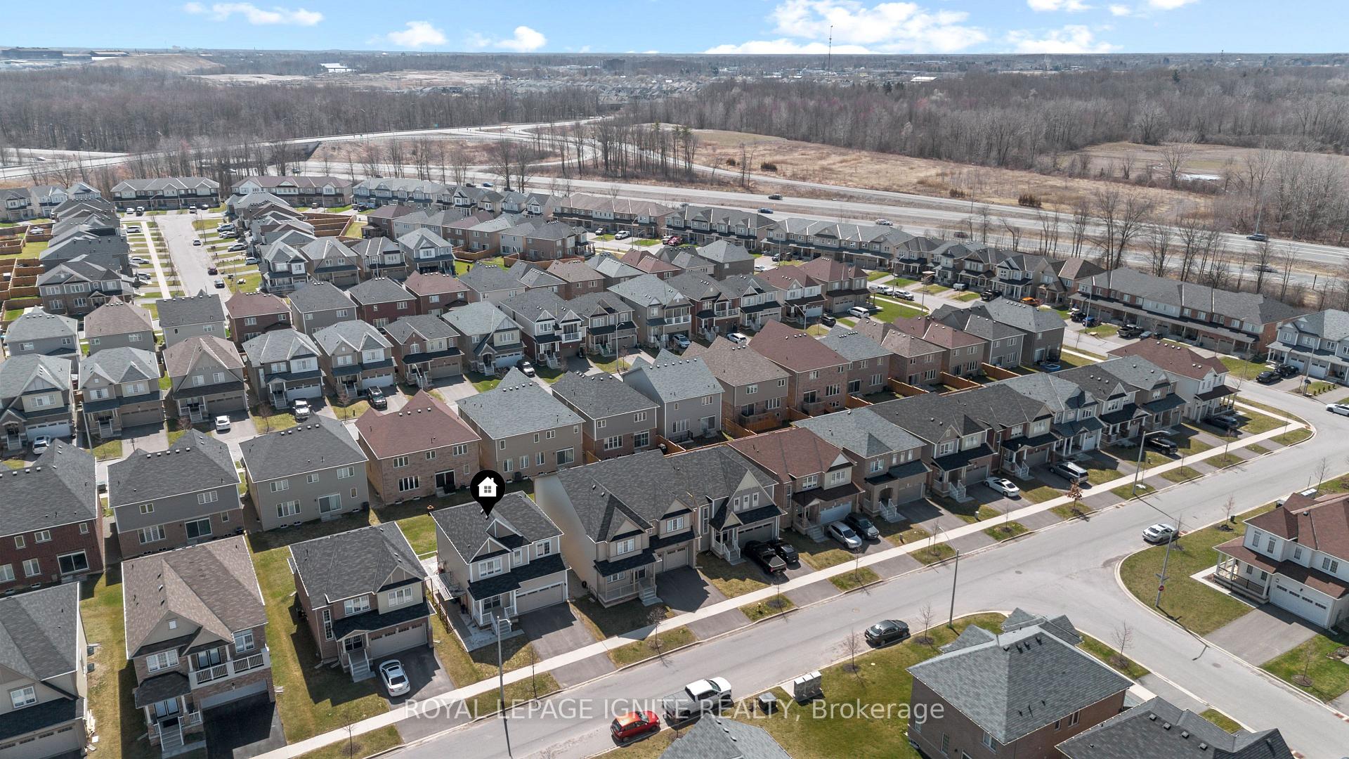 Photo 2 of 45 Alexandra Drive, Thorold, Hurricane/Merrittville — HOMEH