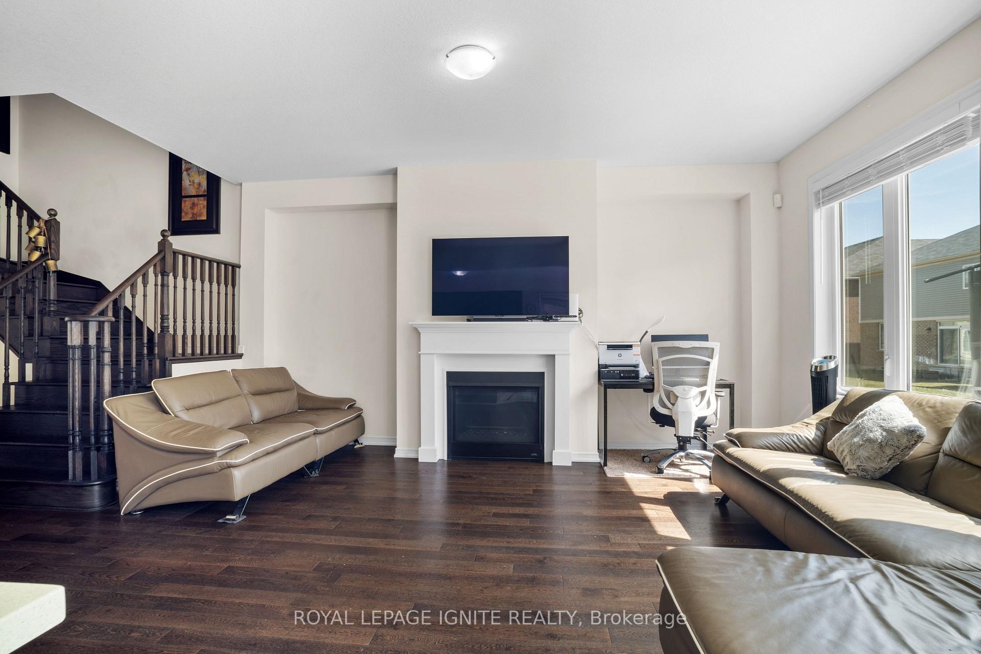 Photo 7 of 45 Alexandra Drive, Thorold, Hurricane/Merrittville — HOMEH