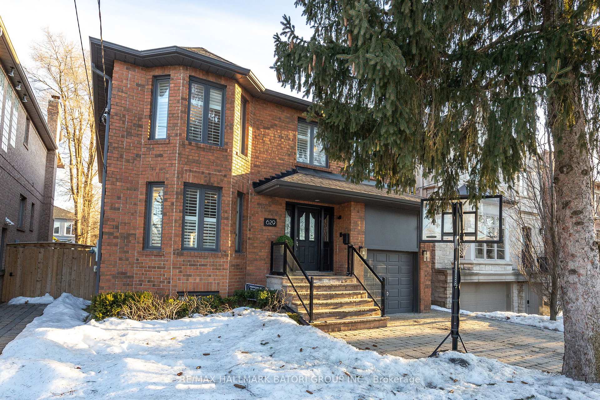 Photo 1 of 629 Woburn Avenue, Toronto, Bedford Park-Nortown — HOMEH
