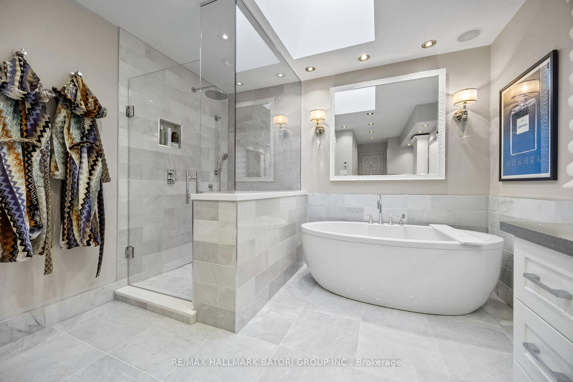 Photo 16 of 629 Woburn Avenue, Toronto, Bedford Park-Nortown — HOMEH