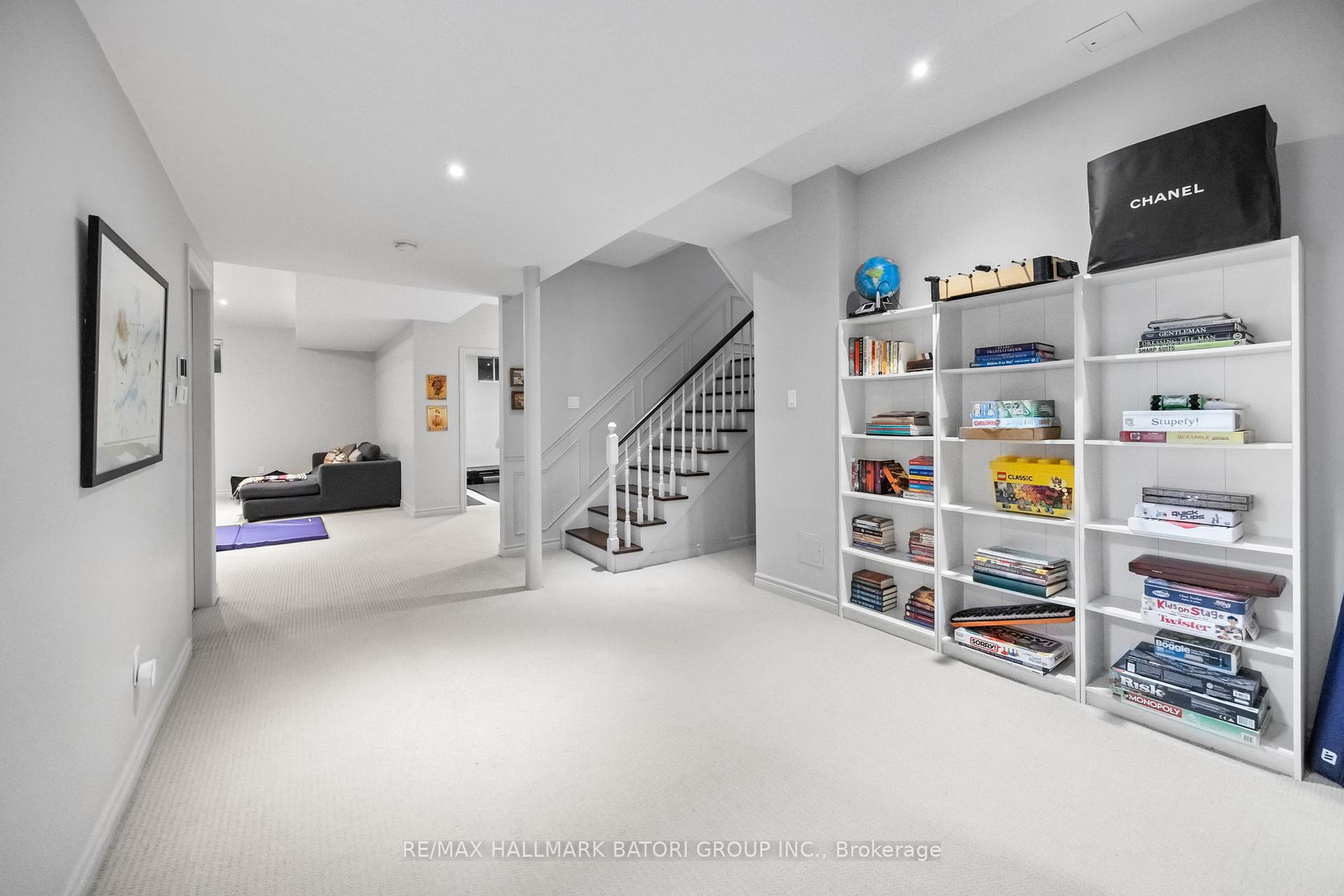 Photo 23 of 629 Woburn Avenue, Toronto, Bedford Park-Nortown — HOMEH